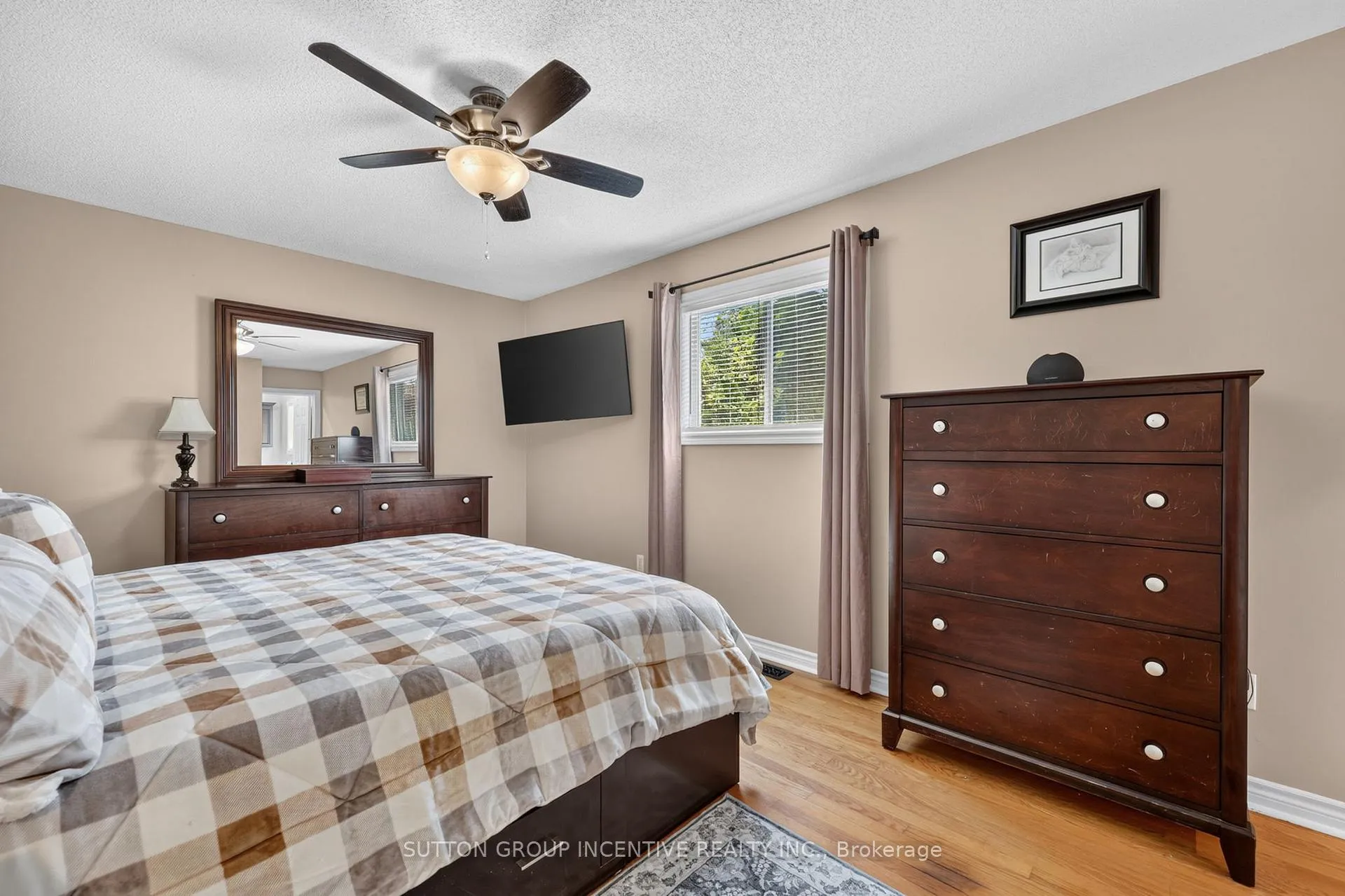 Photo 23 of 2248 Douglas Avenue, Innisfil, Alcona — HOMEH