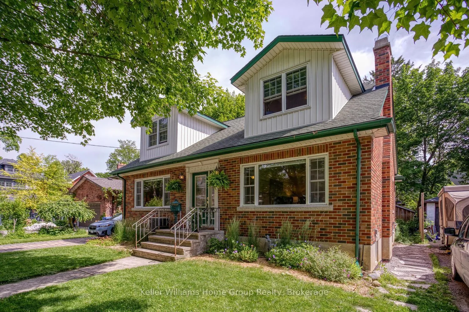 Photo 1 of 15 Central Street, Guelph, Exhibition Park — HOMEH