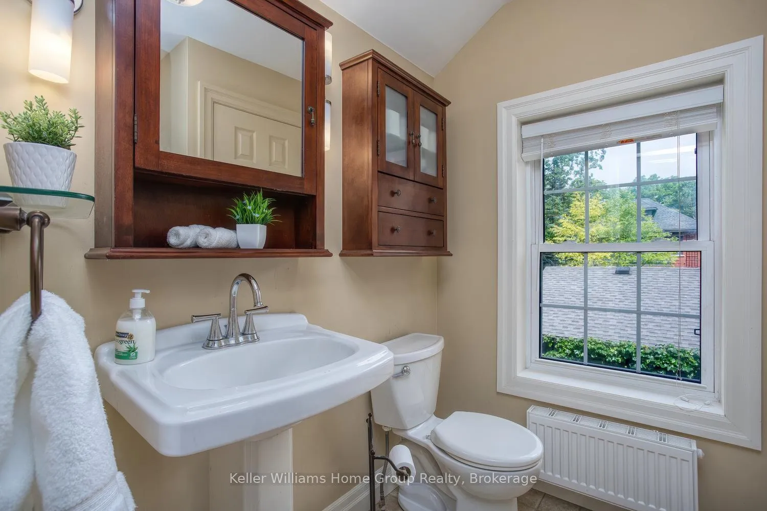 Photo 31 of 15 Central Street, Guelph, Exhibition Park — HOMEH