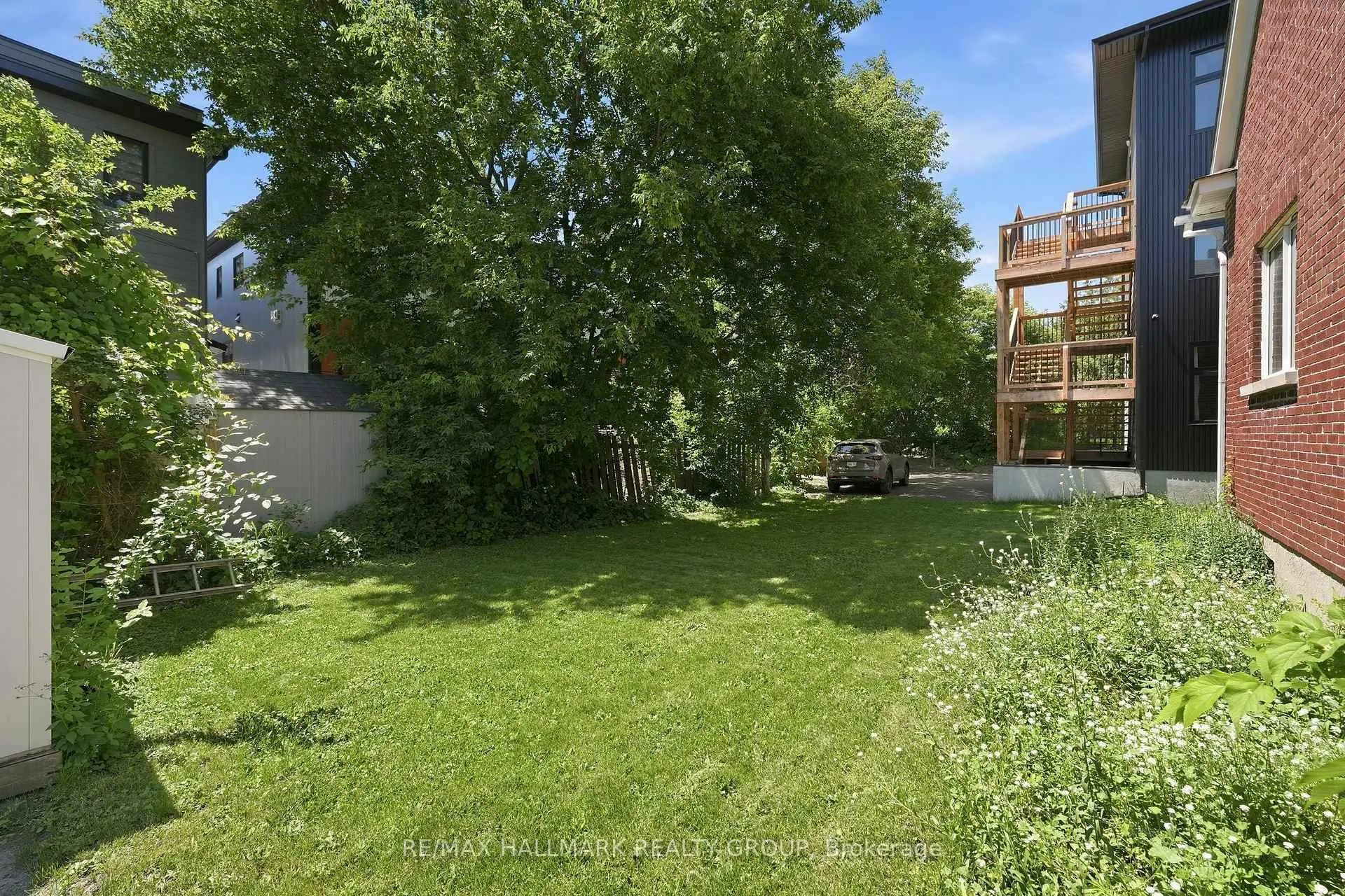 Photo 7 of 70 Queen Mary Street, Ottawa, Overbrook/Castle Heights — HOMEH