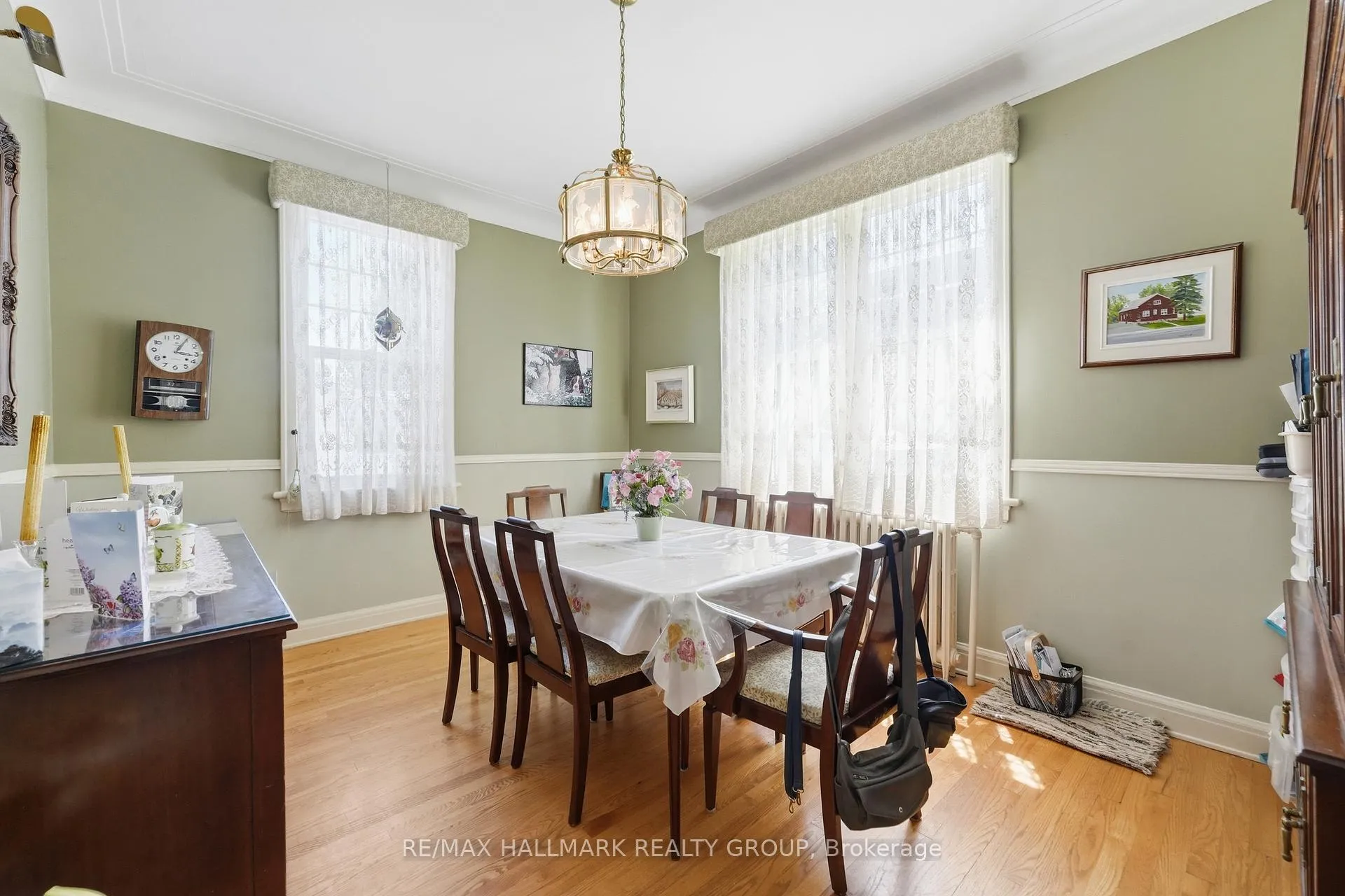 Photo 20 of 70 Queen Mary Street, Ottawa, Overbrook/Castle Heights — HOMEH
