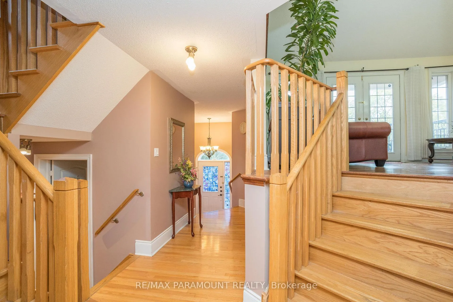 Photo 4 of 19 River Rock Crescent, Brampton, Fletcher's Meadow — HOMEH