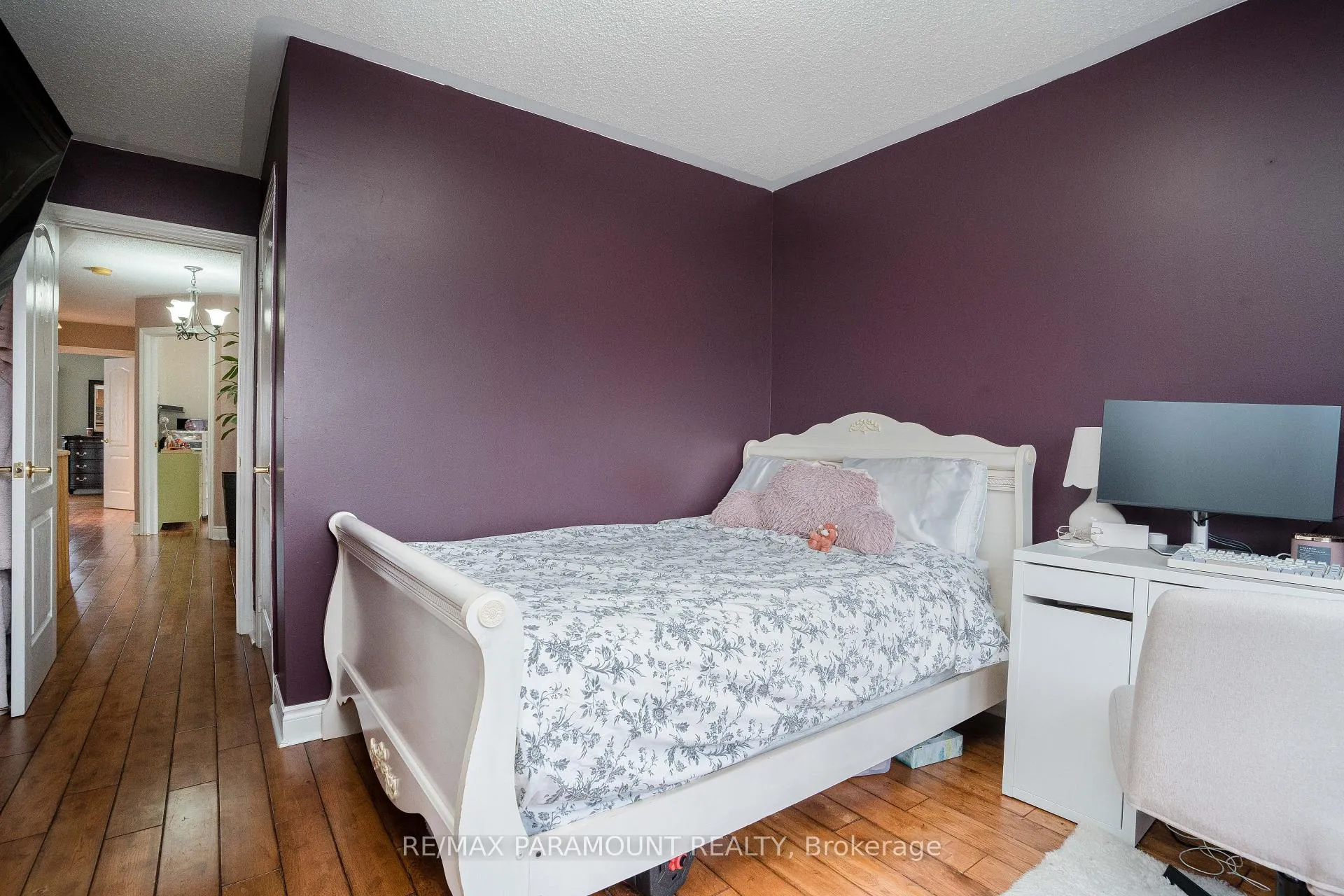 Photo 22 of 19 River Rock Crescent, Brampton, Fletcher's Meadow — HOMEH