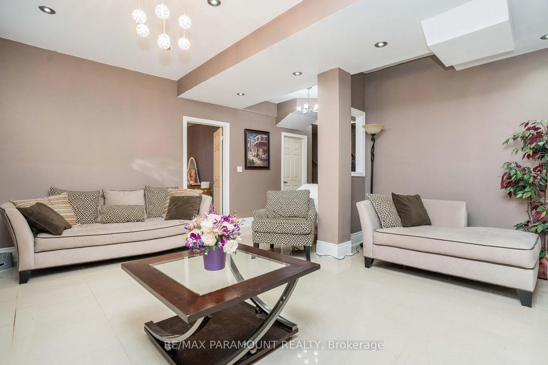 Photo 36 of 19 River Rock Crescent, Brampton, Fletcher's Meadow — HOMEH