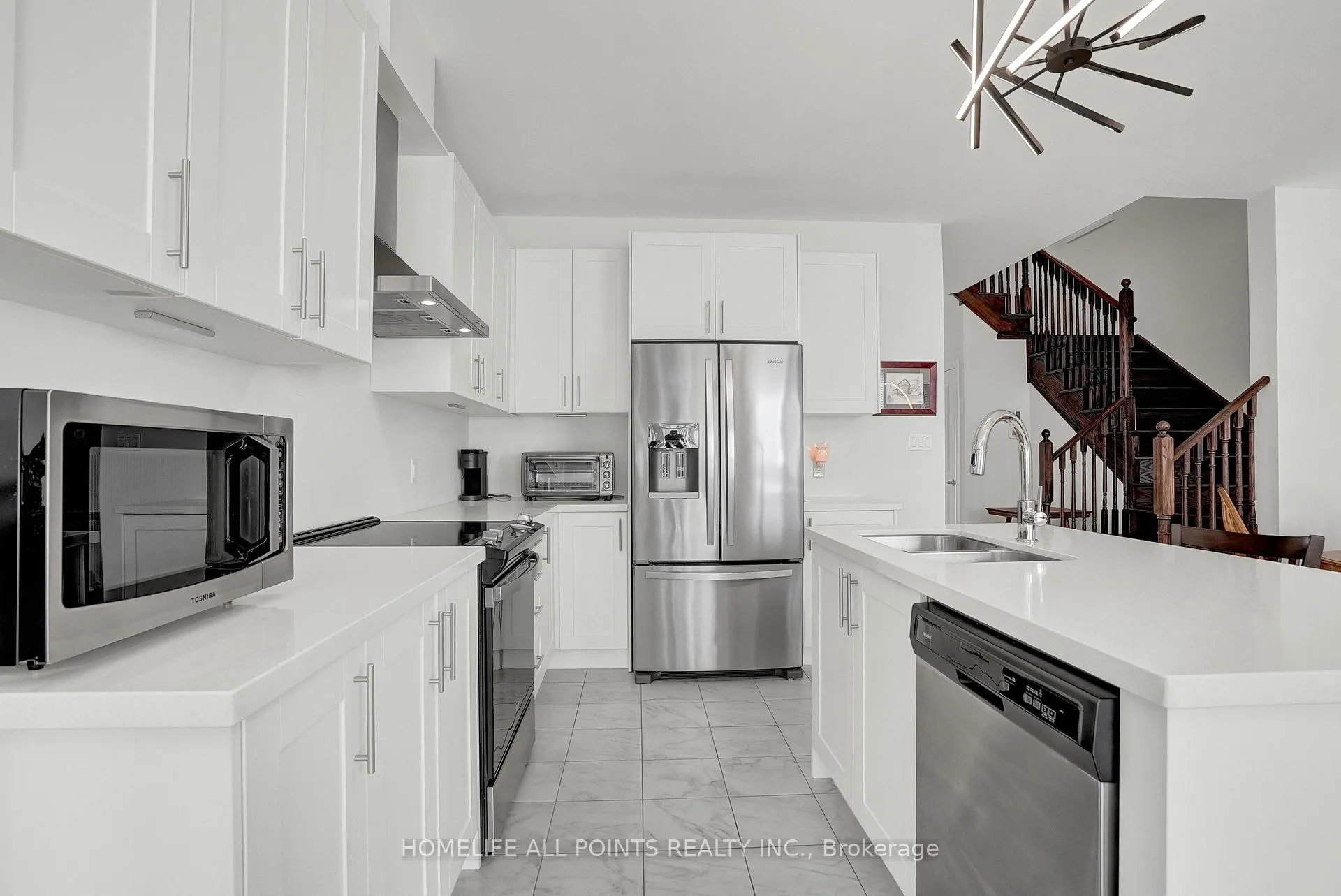 Photo 11 of 17 Sweet Cicely Street, Springwater, Midhurst — HOMEH