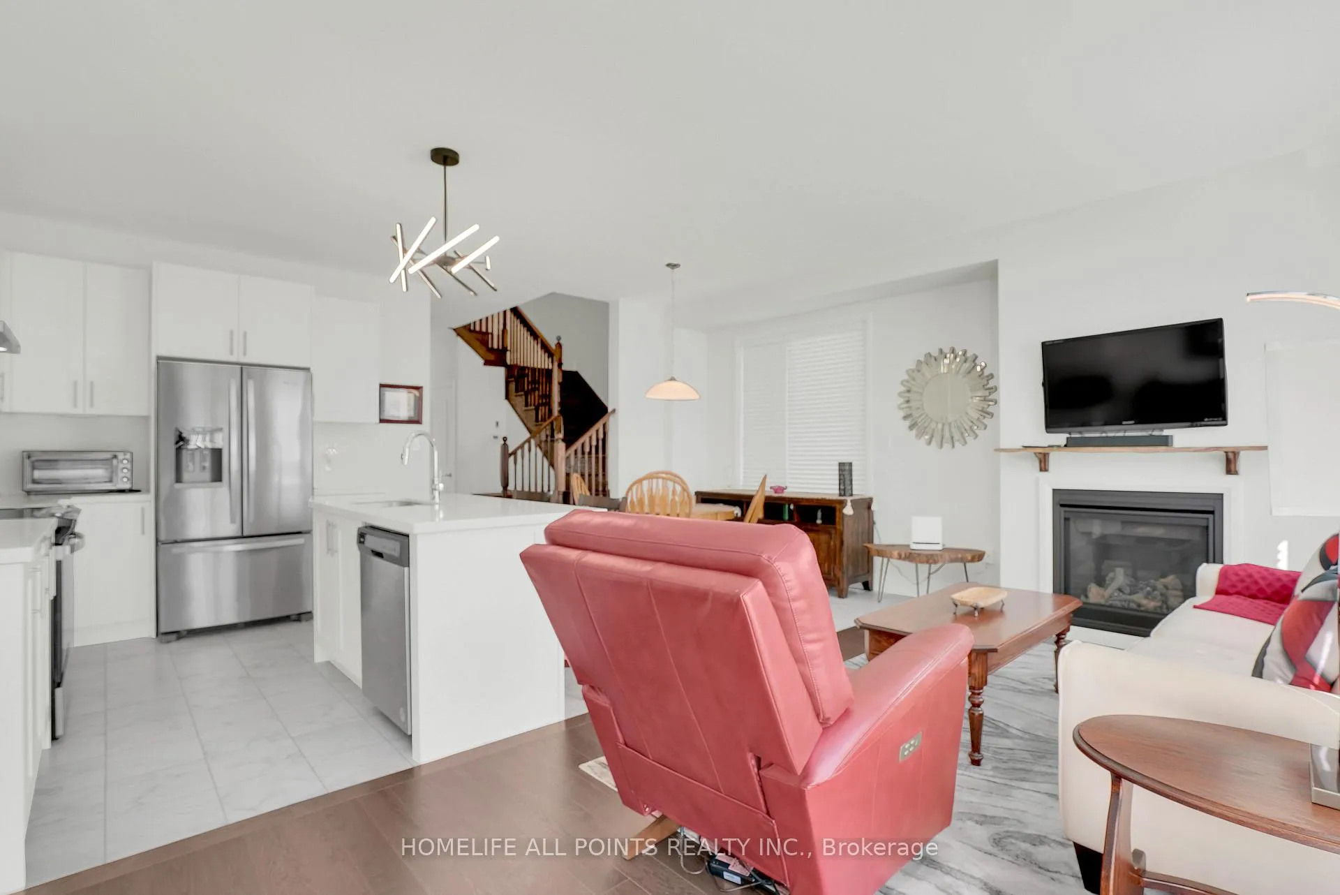 Photo 18 of 17 Sweet Cicely Street, Springwater, Midhurst — HOMEH