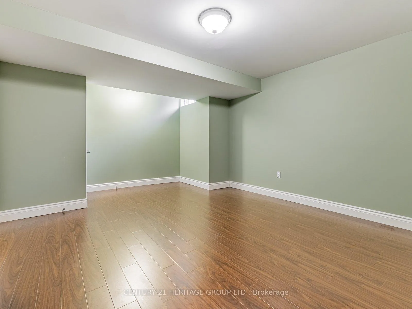 Photo 21 of 69 Morland Crescent, Aurora, Bayview Northeast — HOMEH