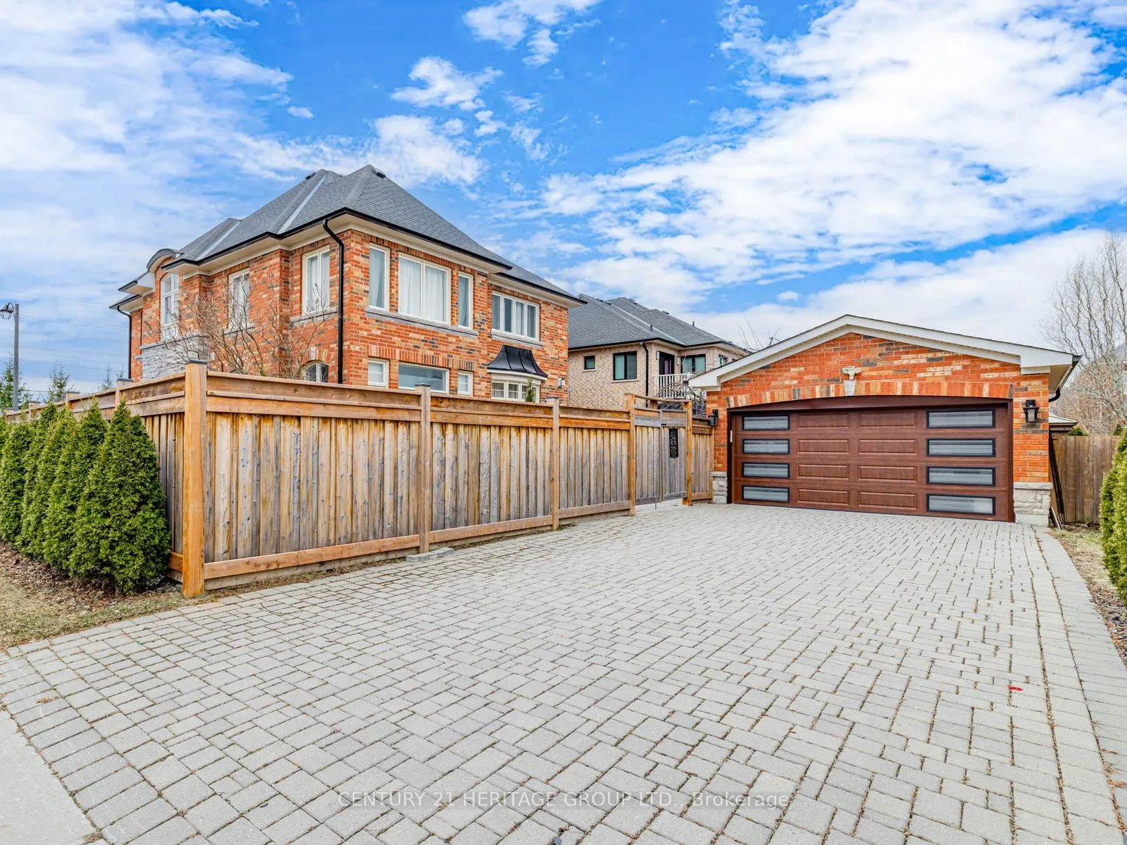 Photo 23 of 69 Morland Crescent, Aurora, Bayview Northeast — HOMEH