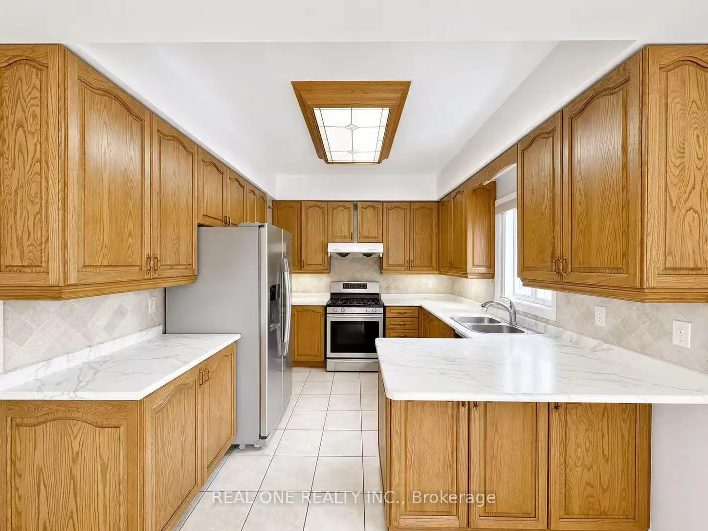 Photo 4 of 9649 Keele Street, Vaughan, Maple — HOMEH