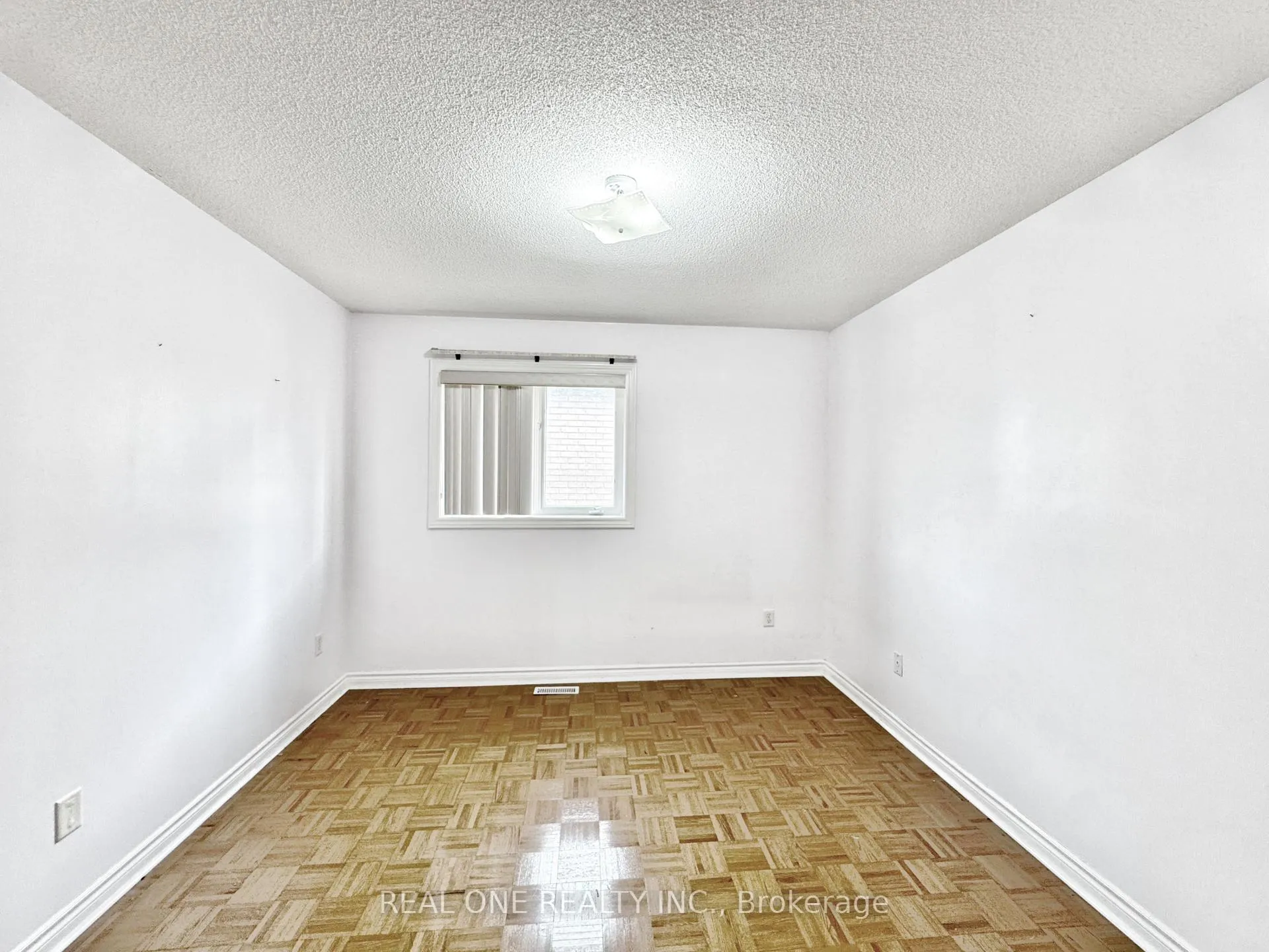 Photo 18 of 9649 Keele Street, Vaughan, Maple — HOMEH