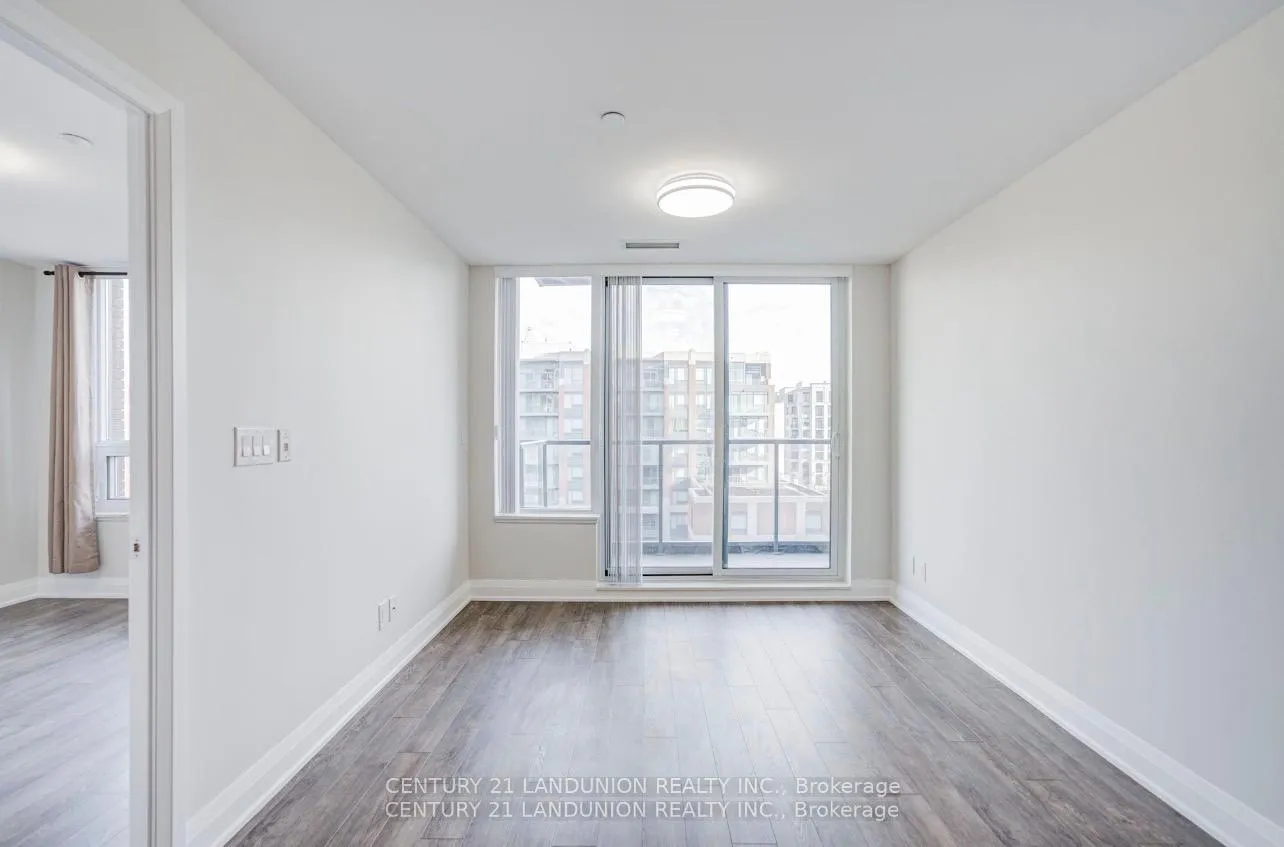 Photo 2 of Unit 808, 18 Uptown Drive, Markham, Unionville — HOMEH