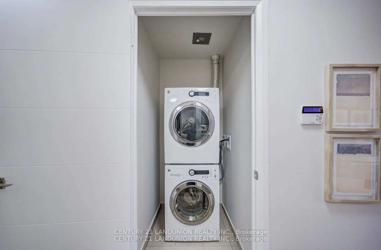 Photo 9 of Unit 808, 18 Uptown Drive, Markham, Unionville — HOMEH