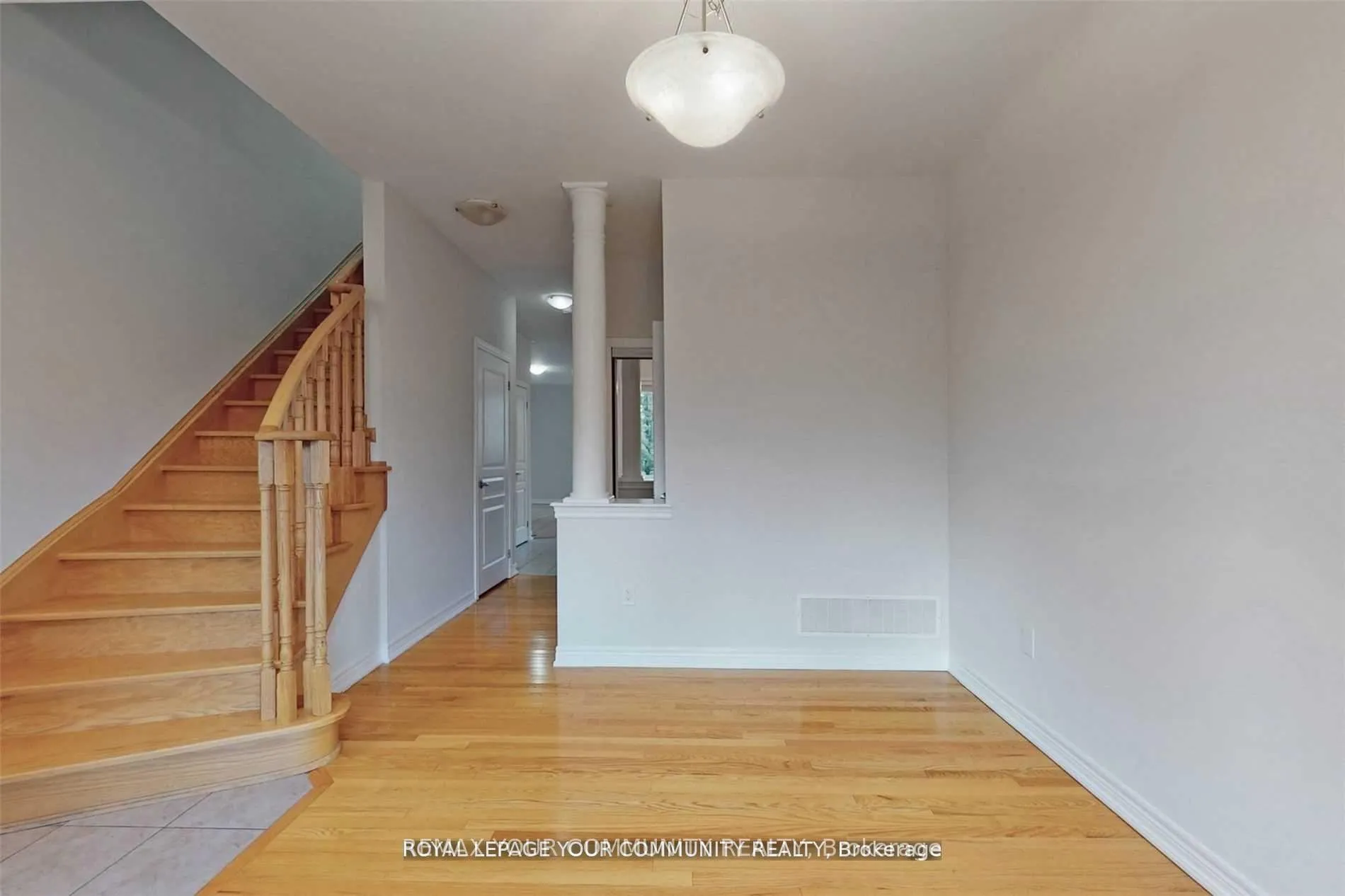 Photo 7 of 34 Thistle Avenue, Richmond Hill, Jefferson — HOMEH