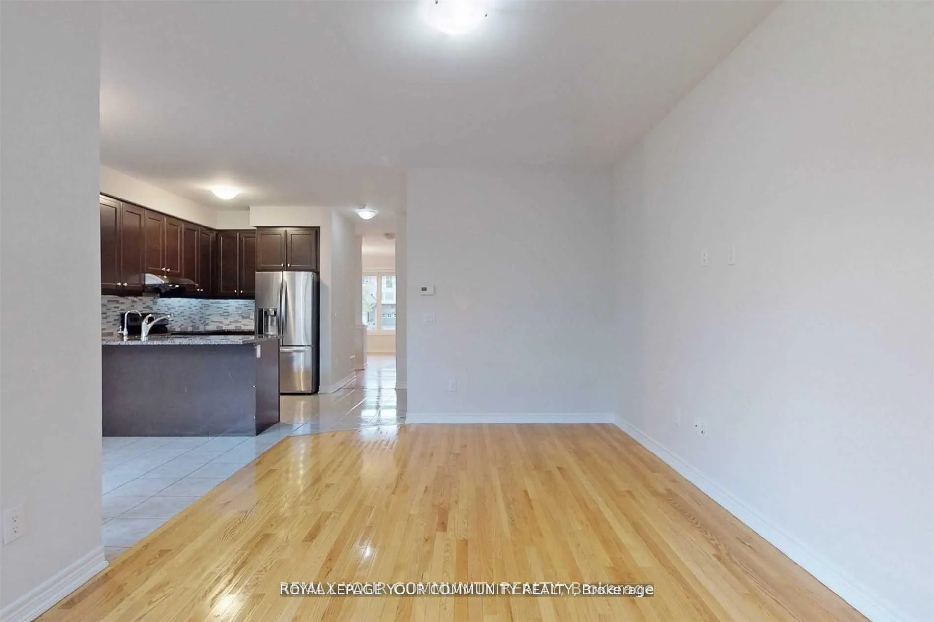 Photo 15 of 34 Thistle Avenue, Richmond Hill, Jefferson — HOMEH