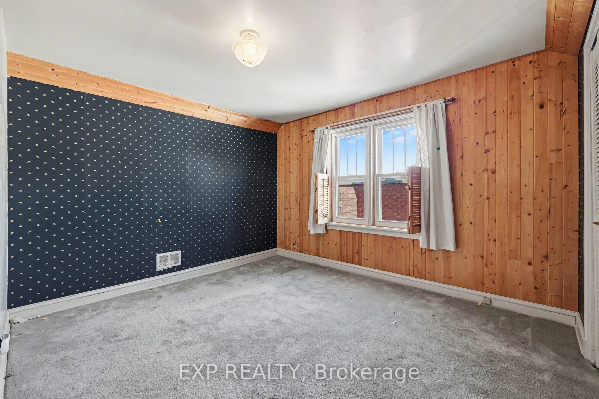 Photo 9 of 2511 Junction Avenue, Ottawa, Heron Park — HOMEH