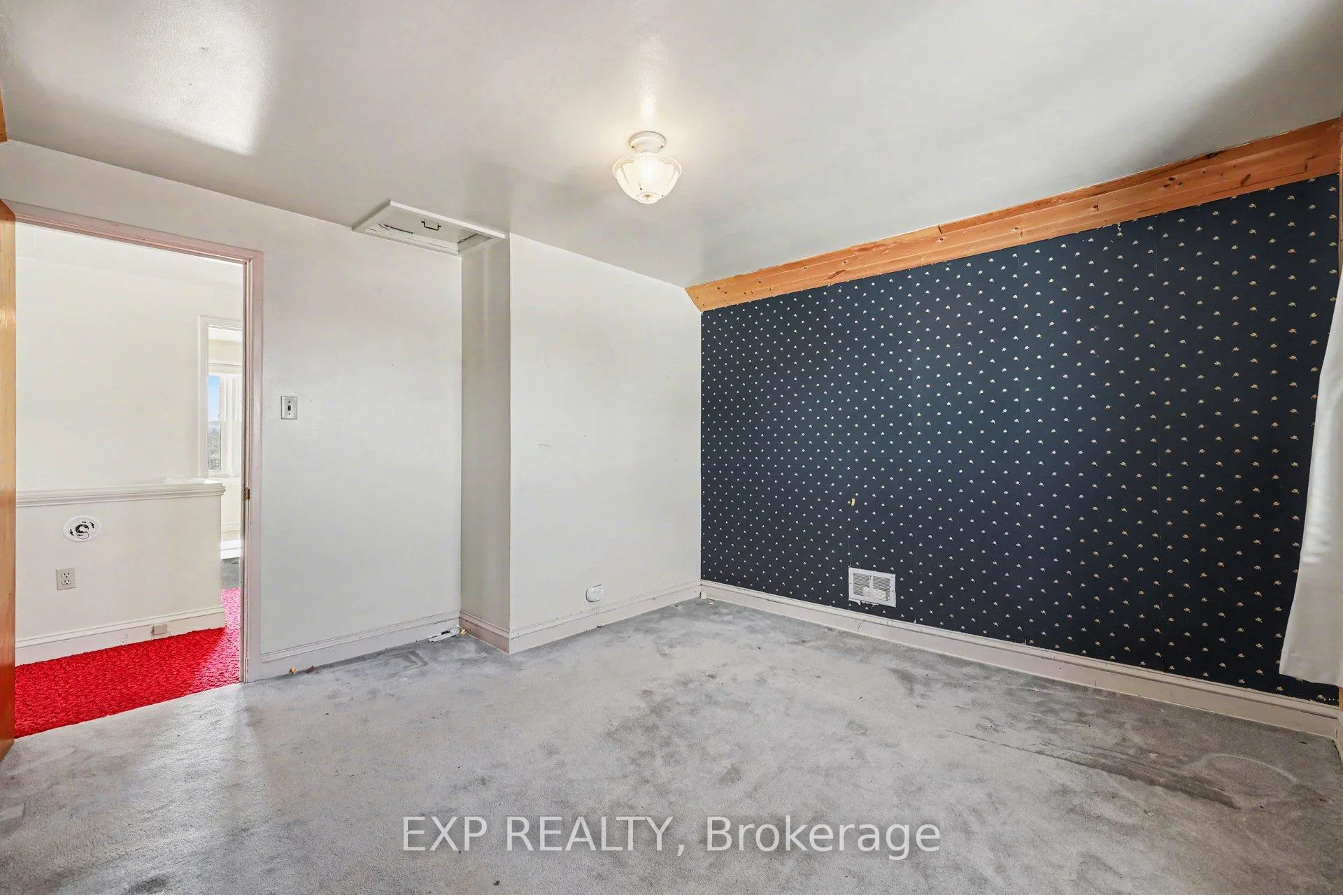 Photo 10 of 2511 Junction Avenue, Ottawa, Heron Park — HOMEH