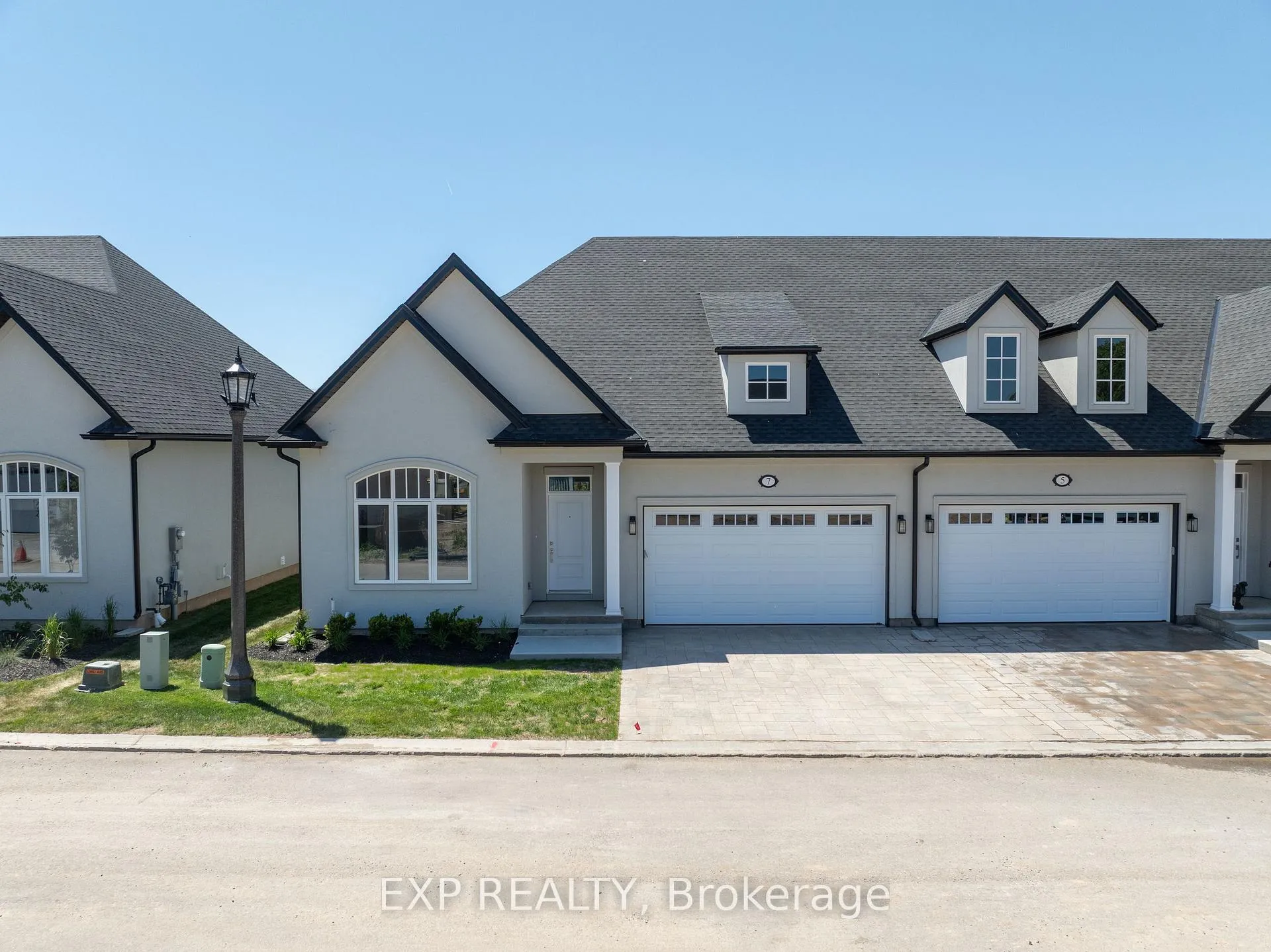 Photo 1 of 10 Butternut Crescent, Fort Erie, Lakeshore - Fort Erie — HOMEH