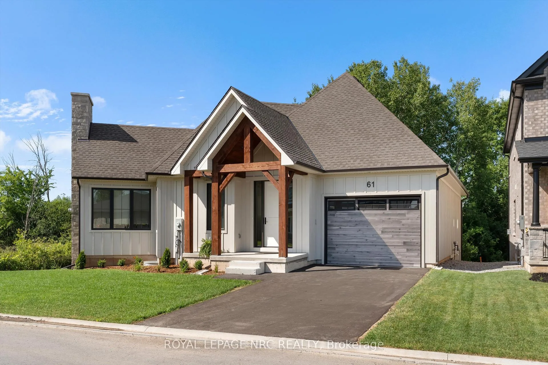 Photo 1 of 61 Westcott Road, Welland, West Welland — HOMEH