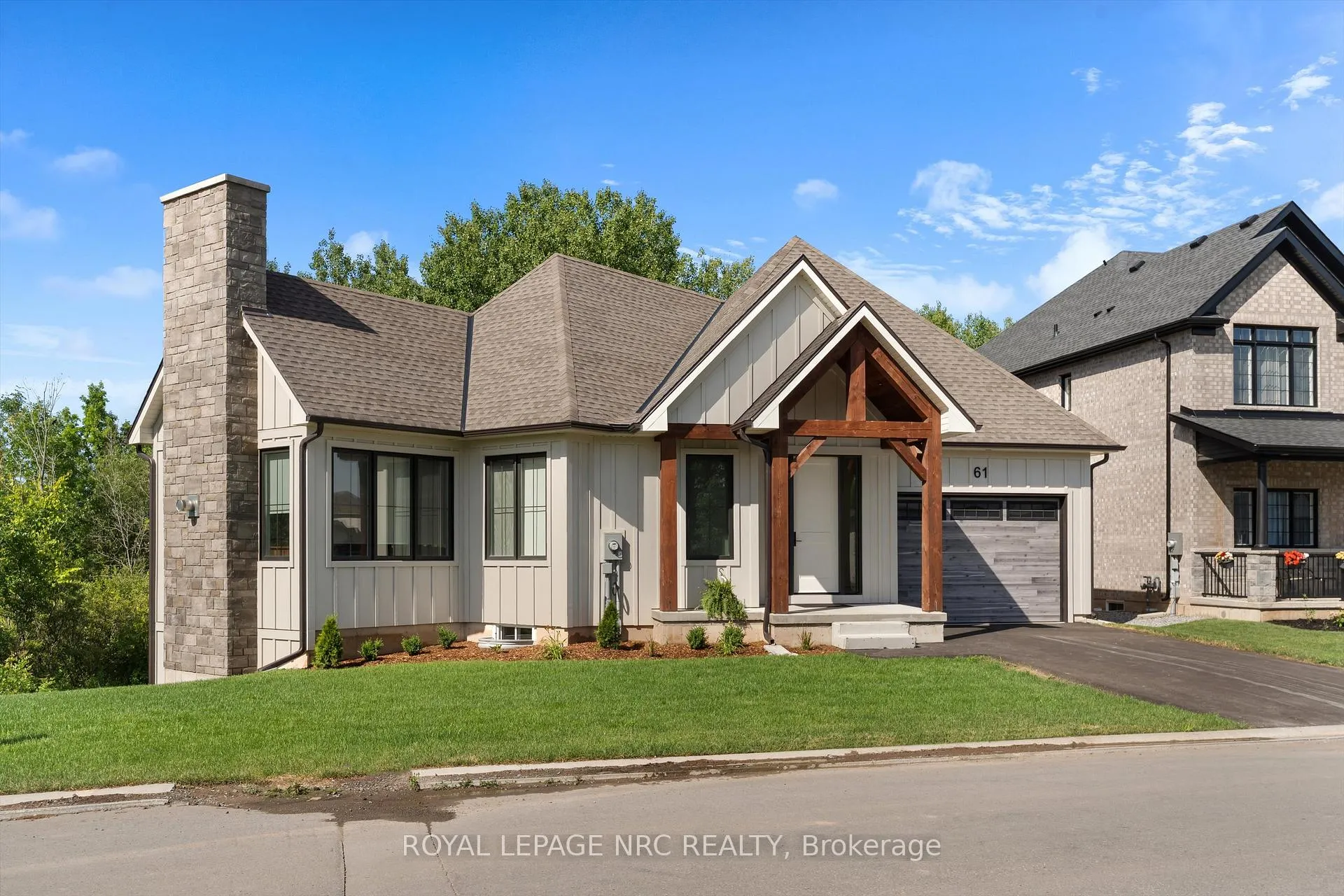 Photo 3 of 61 Westcott Road, Welland, West Welland — HOMEH