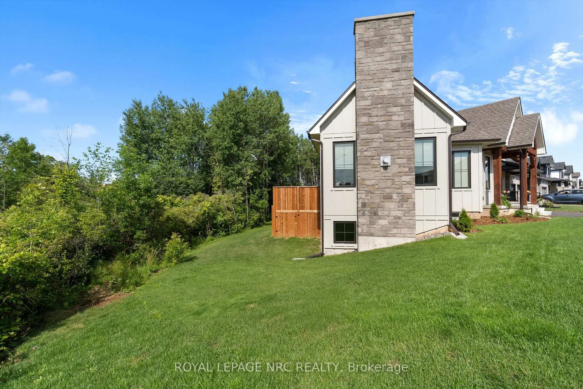 Photo 30 of 61 Westcott Road, Welland, West Welland — HOMEH