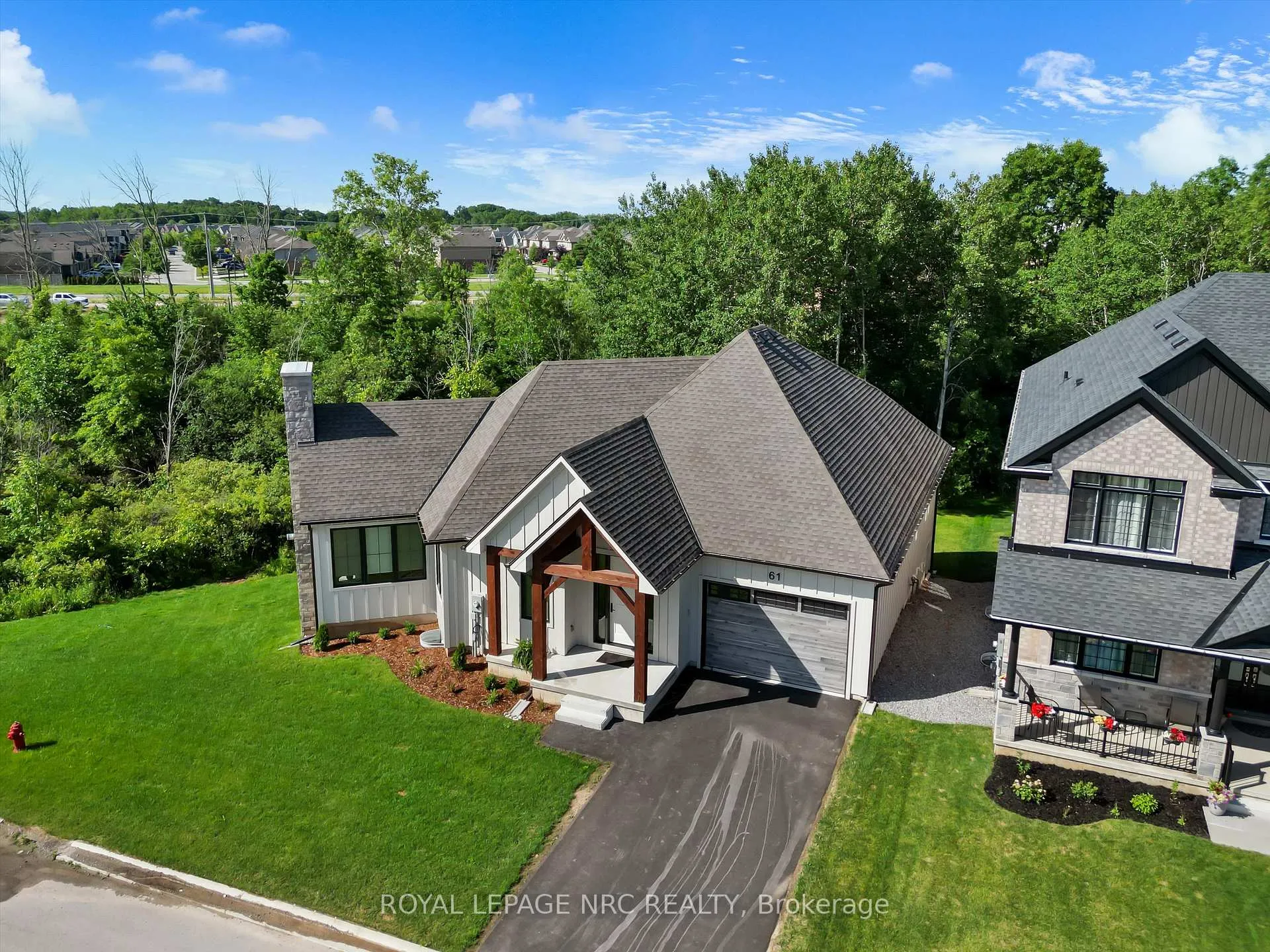Photo 35 of 61 Westcott Road, Welland, West Welland — HOMEH