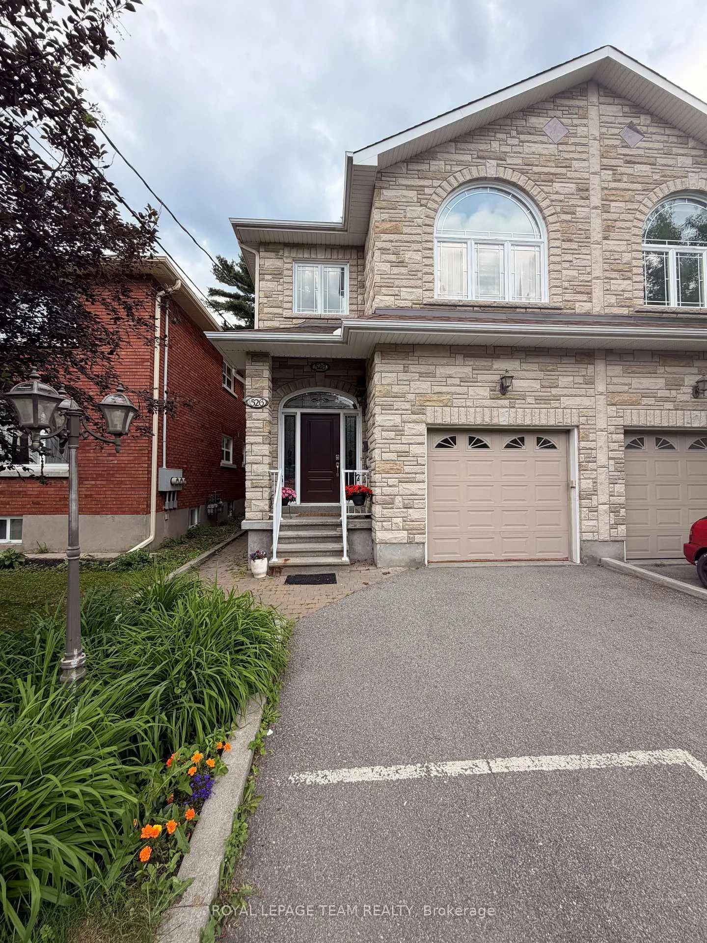 Photo 3 of Unit A, 526 Hilson Avenue, Ottawa, Westboro/Hampton Park — HOMEH