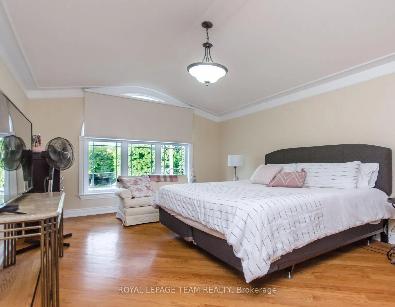 Photo 12 of Unit A, 526 Hilson Avenue, Ottawa, Westboro/Hampton Park — HOMEH