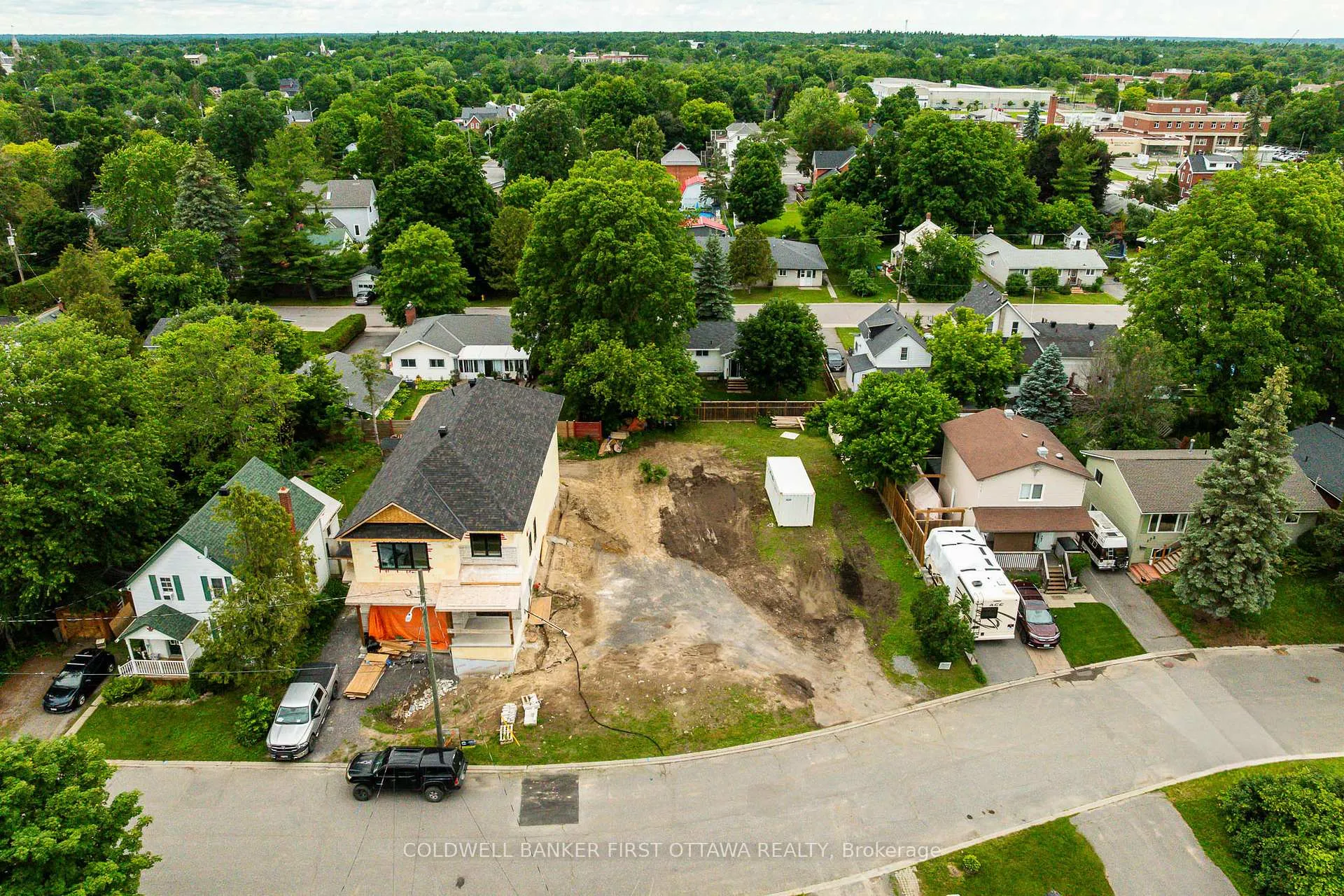 Photo 1 of 165 King Street, Carleton Place, Carleton Place — HOMEH