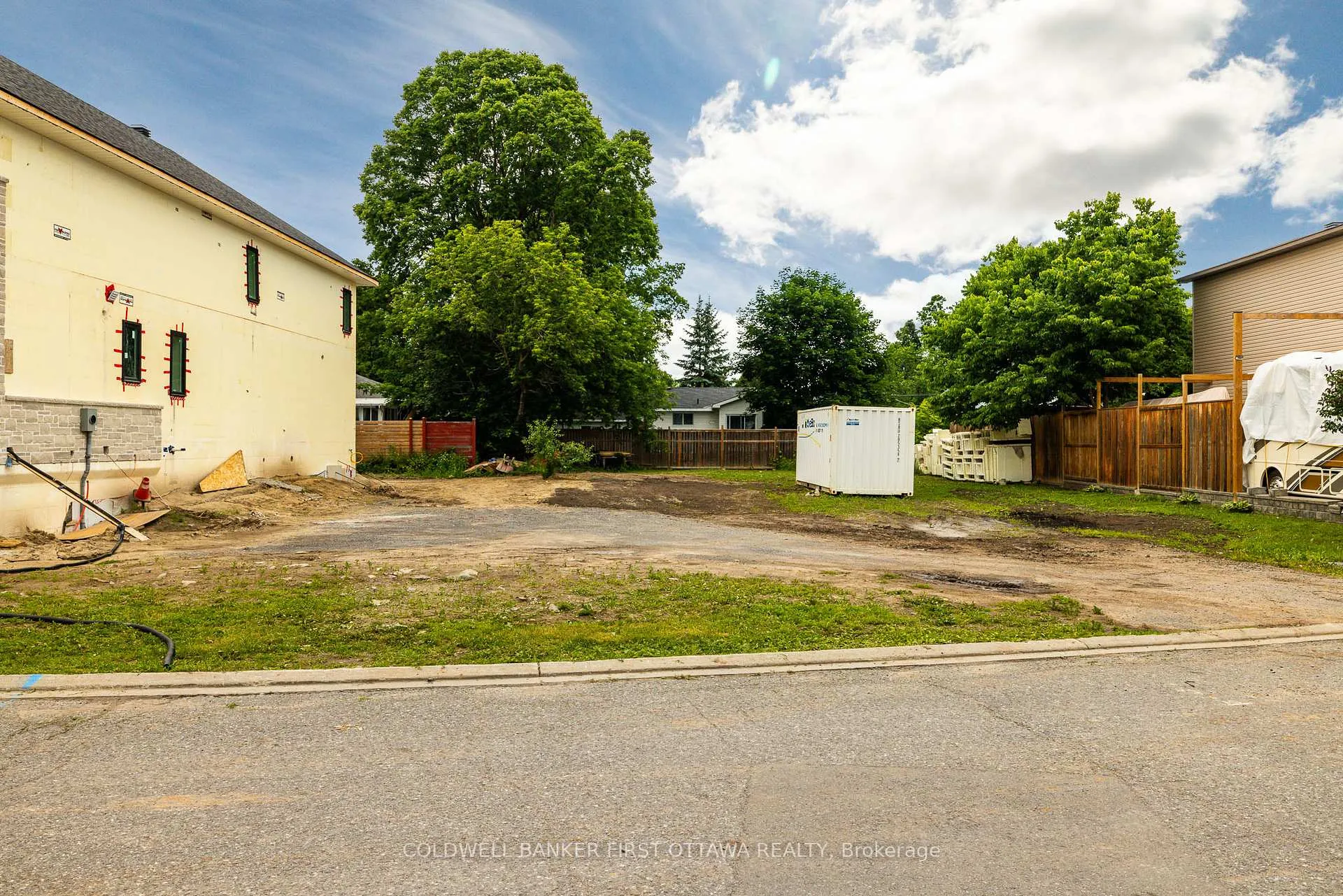 Photo 4 of 165 King Street, Carleton Place, Carleton Place — HOMEH