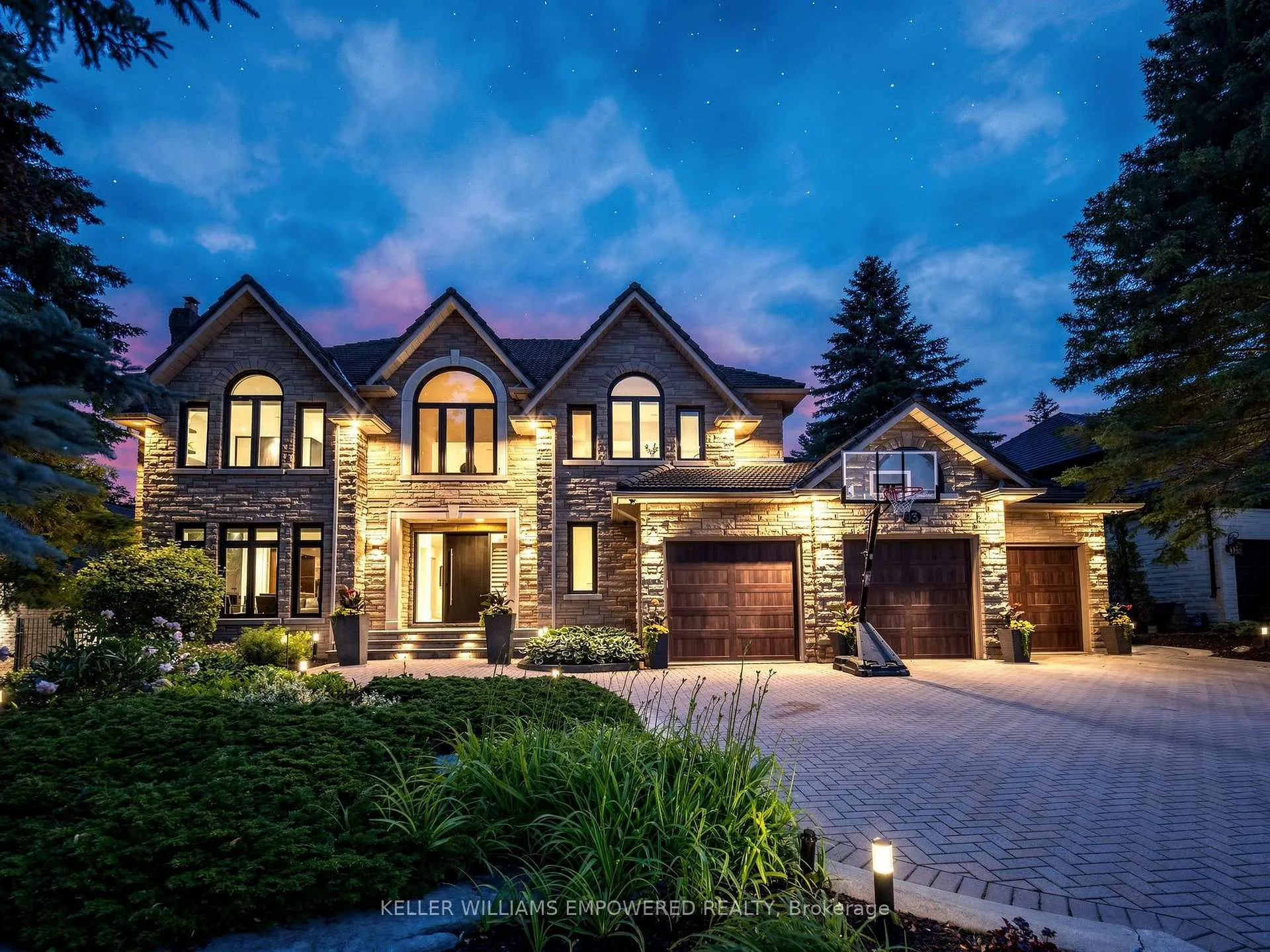 Photo 2 of 93 Longview Crescent, Vaughan, Islington Woods — HOMEH