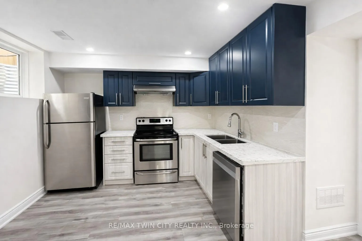 Photo 5 of Unit Basement, 592 Blair Creek Drive W, Kitchener, Doon South — HOMEH