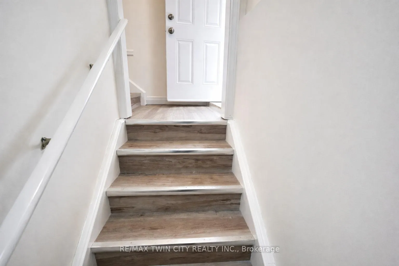 Photo 7 of Unit Basement, 592 Blair Creek Drive W, Kitchener, Doon South — HOMEH