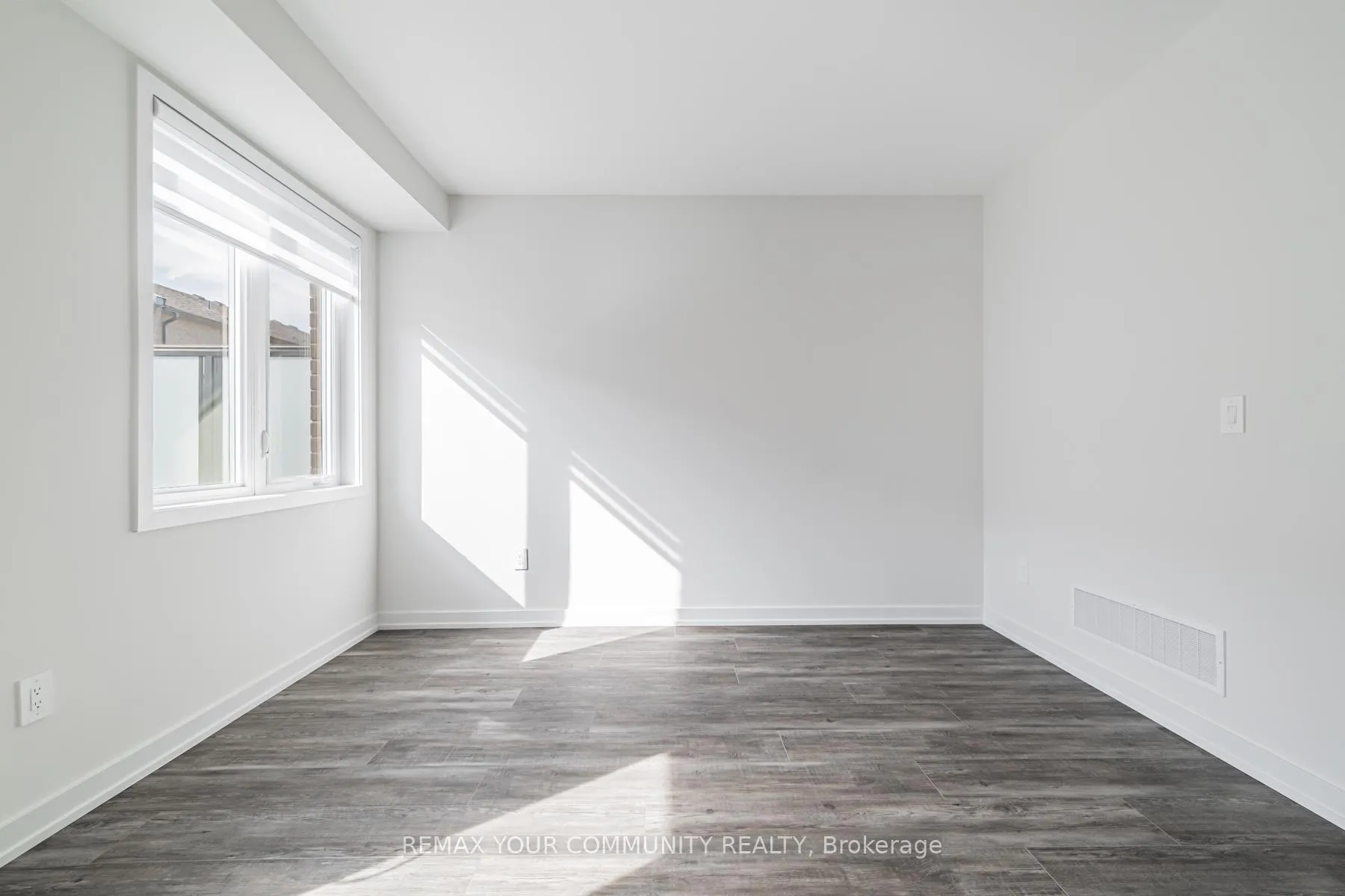 Photo 20 of 16 Agnes Lane, Richmond Hill, Headford Business Park — HOMEH