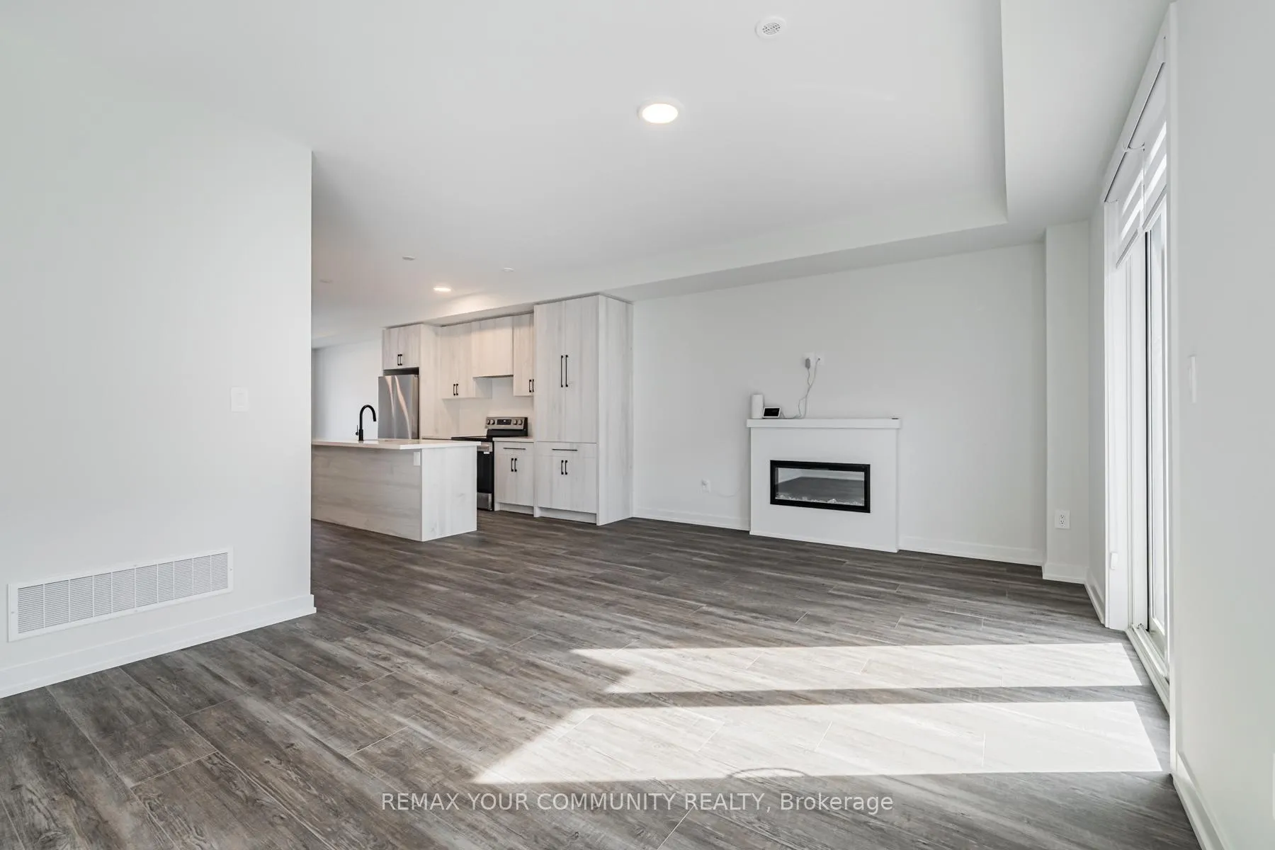 Photo 21 of 16 Agnes Lane, Richmond Hill, Headford Business Park — HOMEH