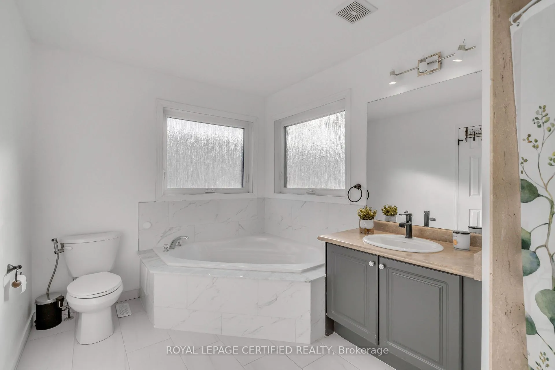 Photo 30 of 147 Waters Boulevard, Milton, Dempsey — HOMEH