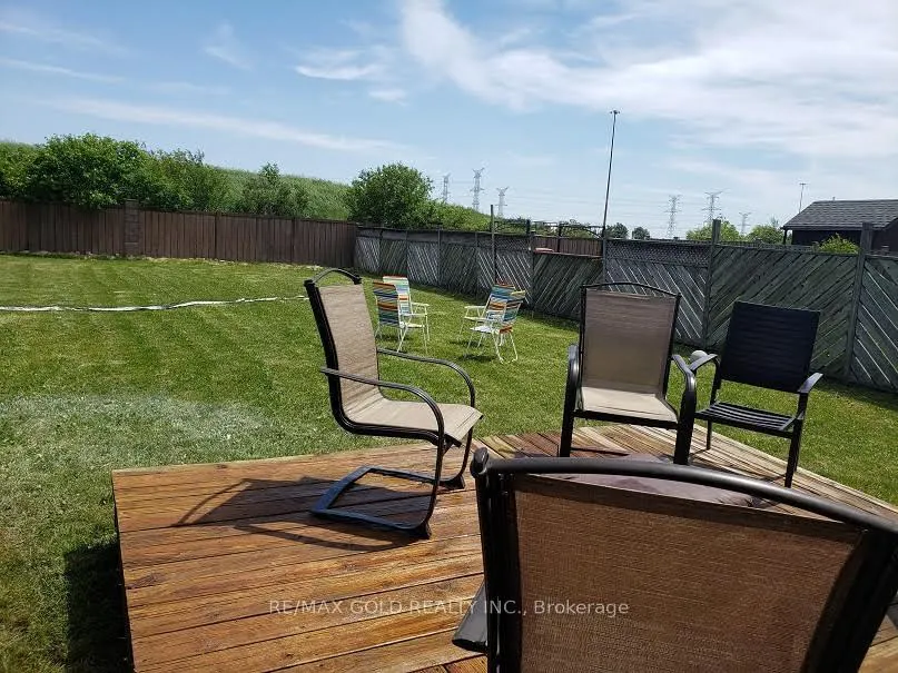 Photo 6 of 46 Kesteven Crescent, Brampton, Fletcher's Creek South — HOMEH