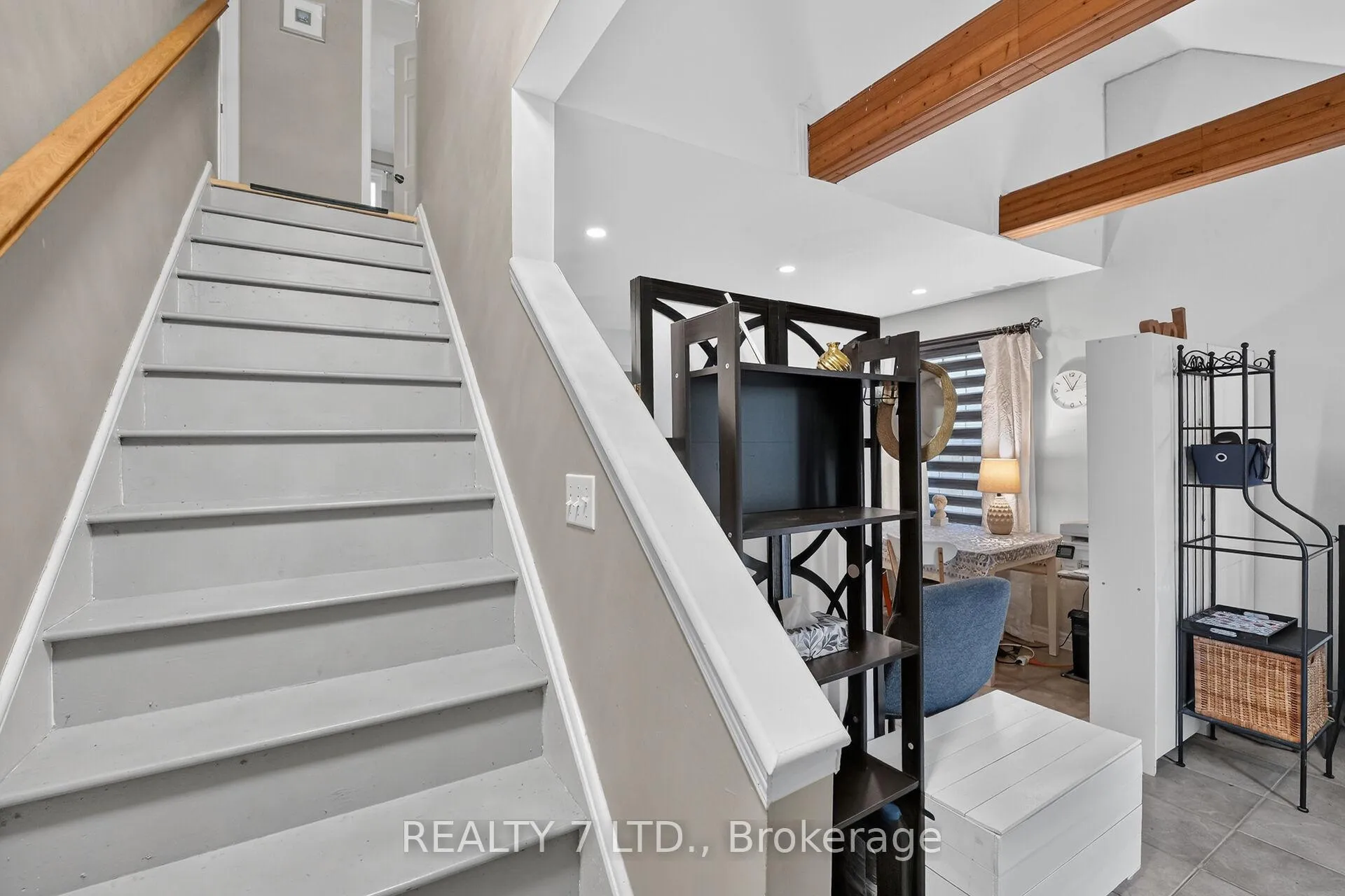 Photo 19 of 29 Lloyd Street, St. Catharines, Western Hill — HOMEH