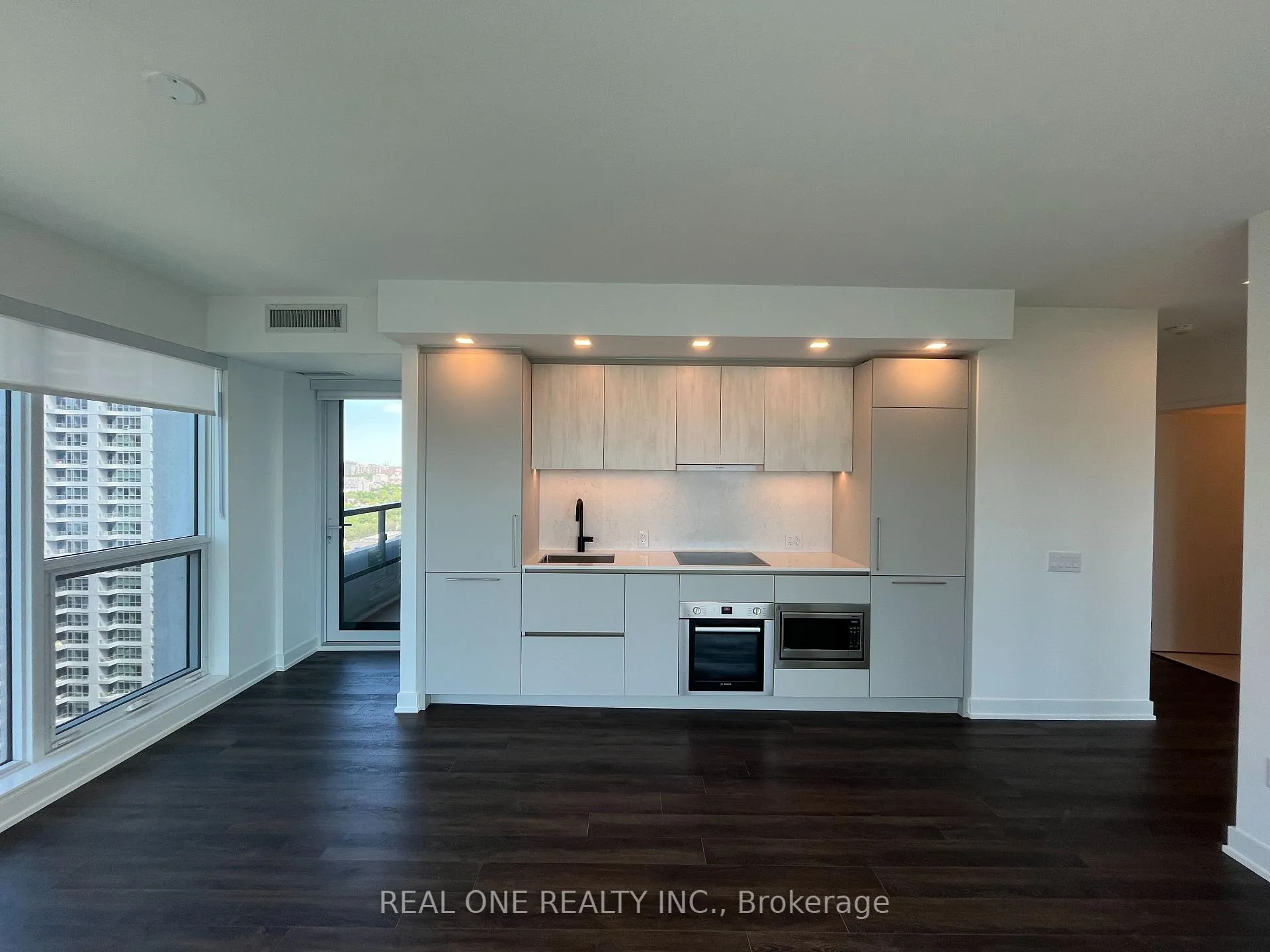 Photo 17 of Unit 2802, 609 Sherbourne street, Toronto, North St. James Town — HOMEH