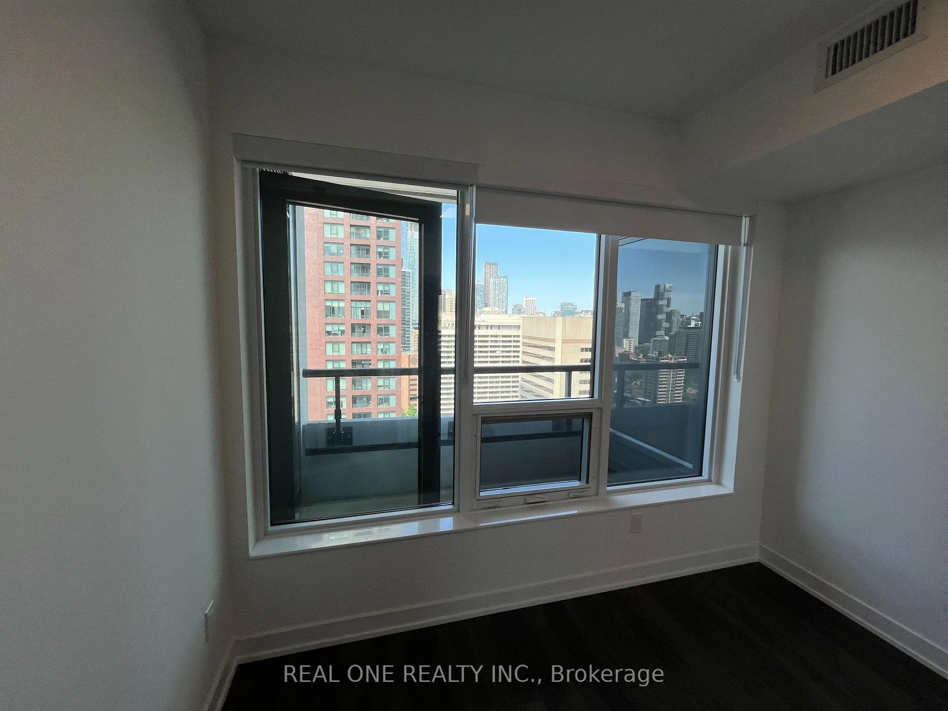 Photo 22 of Unit 2802, 609 Sherbourne street, Toronto, North St. James Town — HOMEH