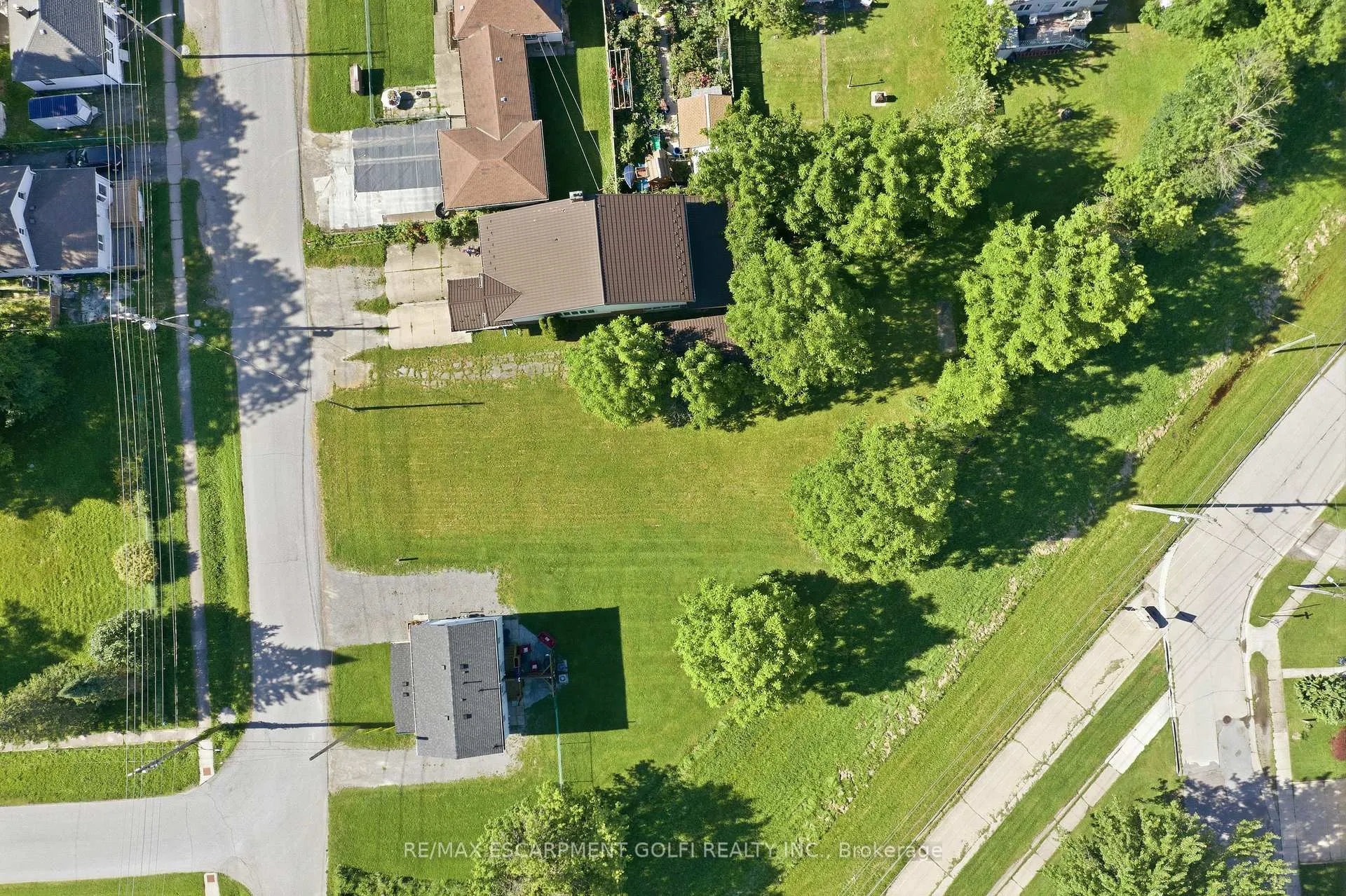 Photo 25 of 120 Queen Street S, Thorold, Thorold Downtown — HOMEH