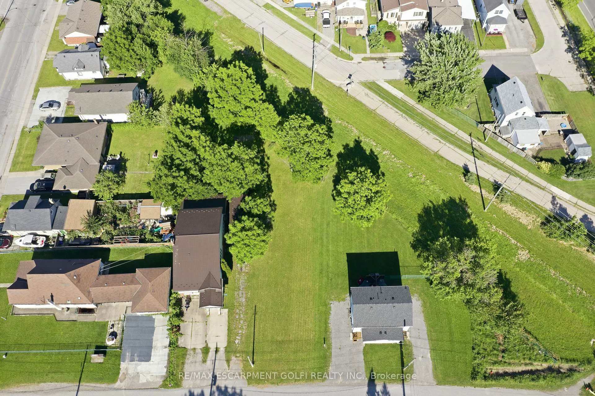 Photo 26 of 120 Queen Street S, Thorold, Thorold Downtown — HOMEH