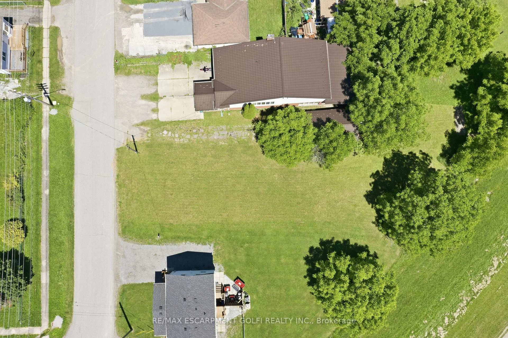 Photo 2 of 120 Queen Street S, Thorold, Thorold Downtown — HOMEH