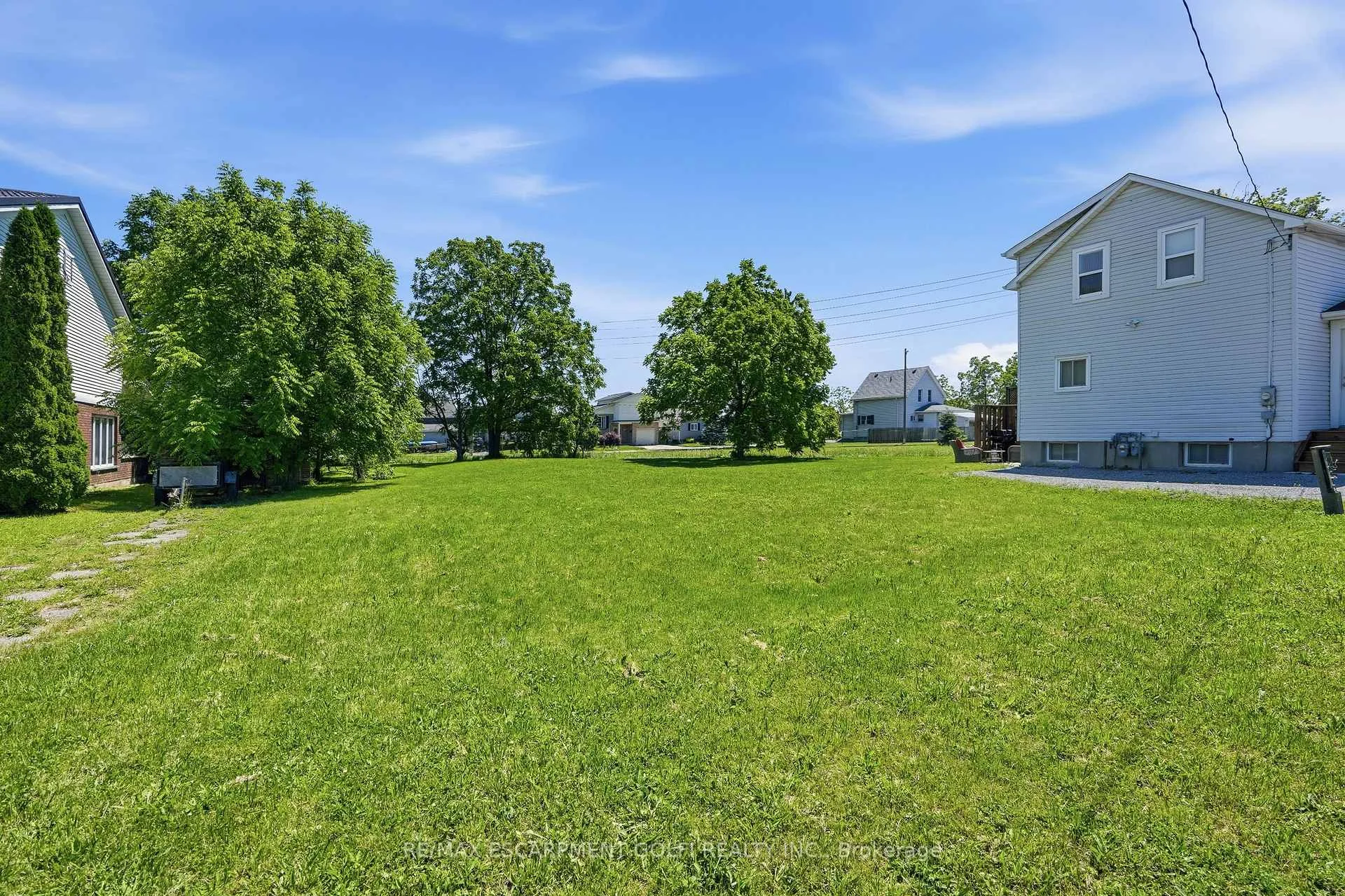 Photo 6 of 120 Queen Street S, Thorold, Thorold Downtown — HOMEH