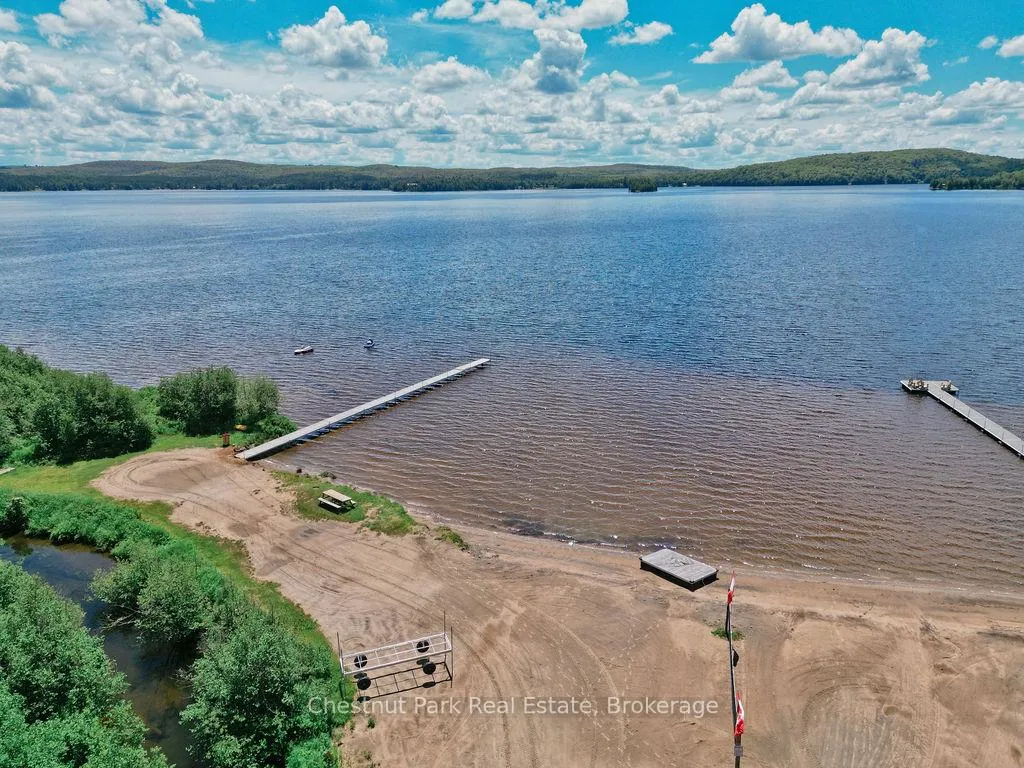 Photo 2 of Unit Unit 1, 98 North Shore Road, Kearney, Proudfoot — HOMEH