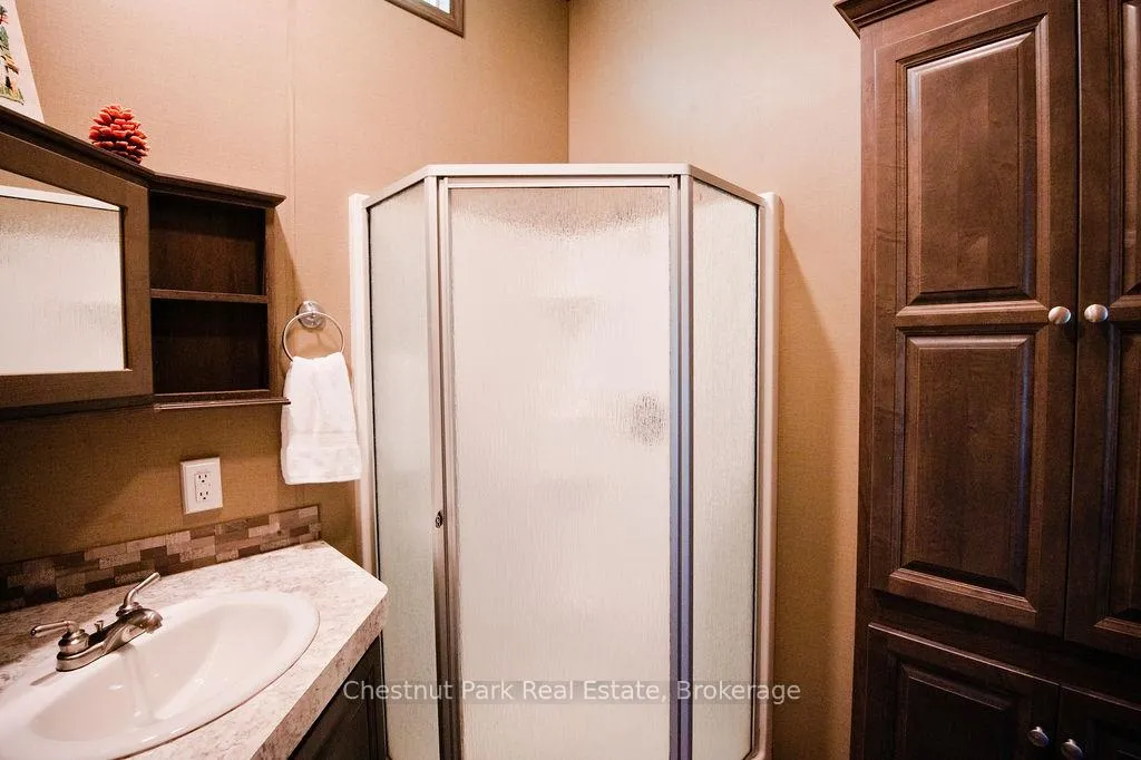 Photo 12 of Unit Unit 1, 98 North Shore Road, Kearney, Proudfoot — HOMEH