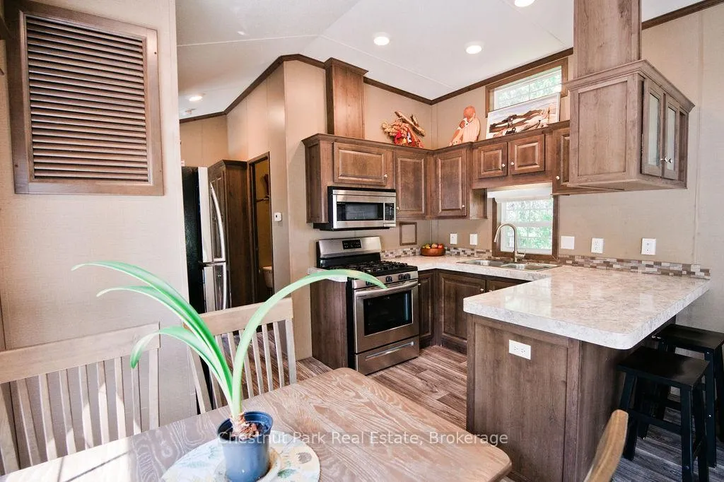 Photo 15 of Unit Unit 1, 98 North Shore Road, Kearney, Proudfoot — HOMEH
