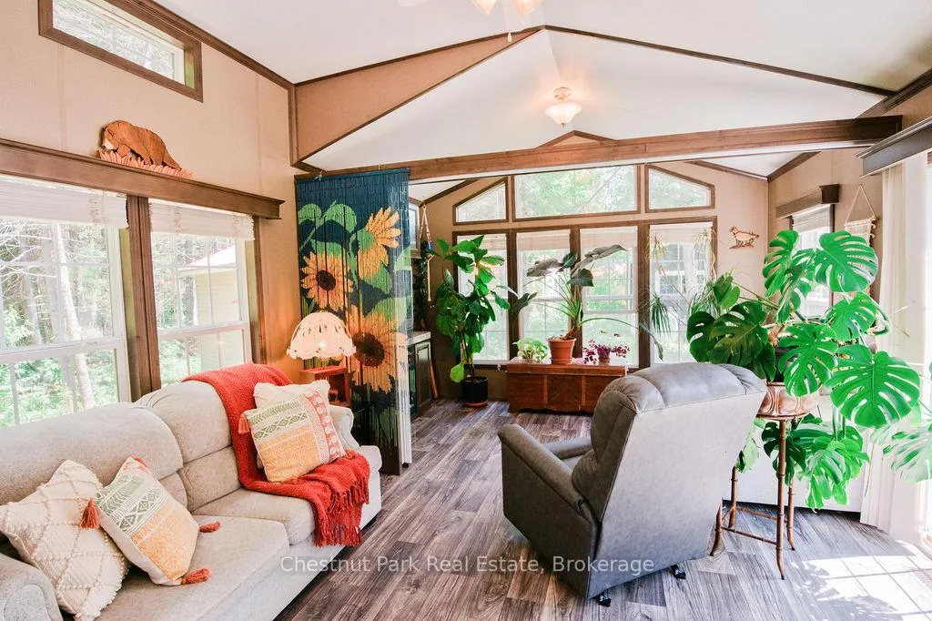 Photo 19 of Unit Unit 1, 98 North Shore Road, Kearney, Proudfoot — HOMEH