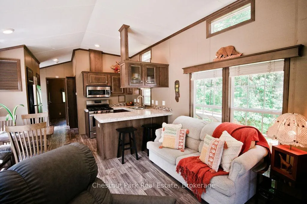 Photo 20 of Unit Unit 1, 98 North Shore Road, Kearney, Proudfoot — HOMEH