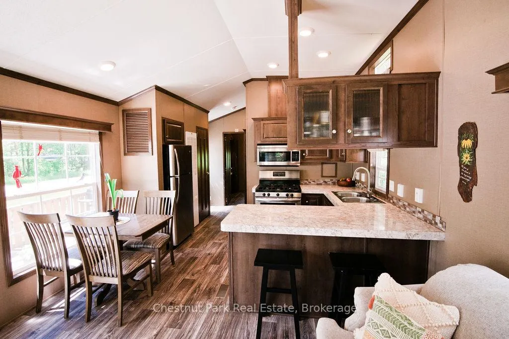 Photo 25 of Unit Unit 1, 98 North Shore Road, Kearney, Proudfoot — HOMEH