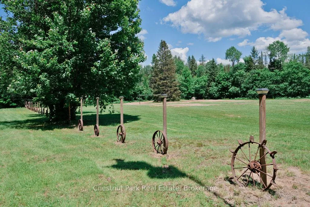 Photo 33 of Unit Unit 1, 98 North Shore Road, Kearney, Proudfoot — HOMEH